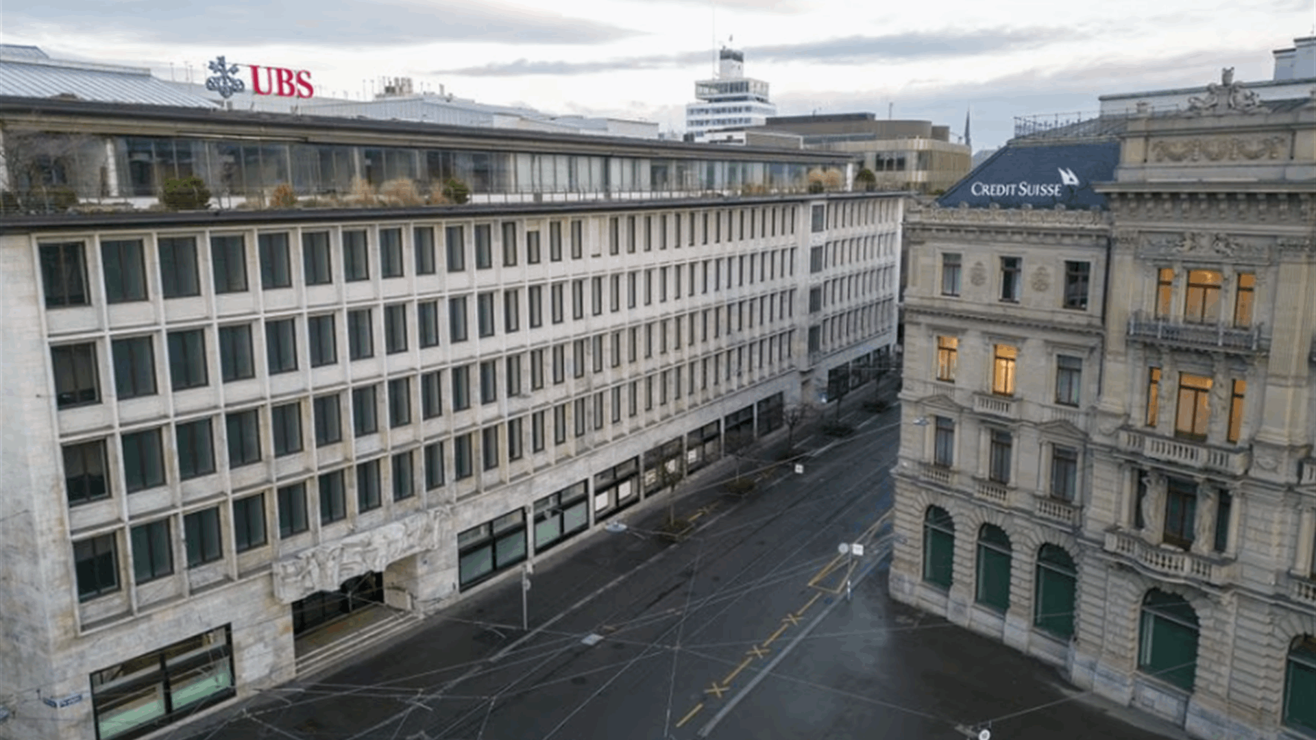Bank shares slide as Credit Suisse rescue fails to quell contagion fears