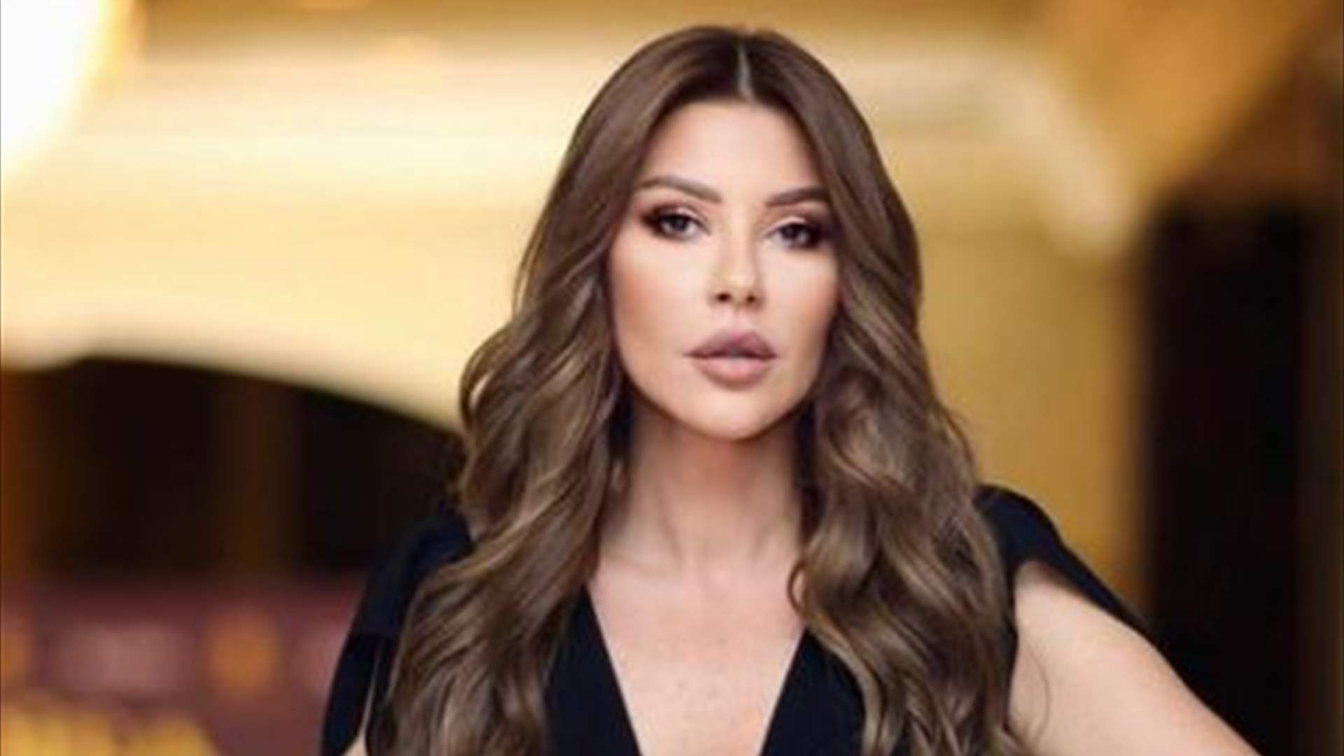 كارلا حداد تحصد جائزة "الأم المثالية"... وتعليقها المؤثّر عن والدتها وابنتها يلفت الأنظار