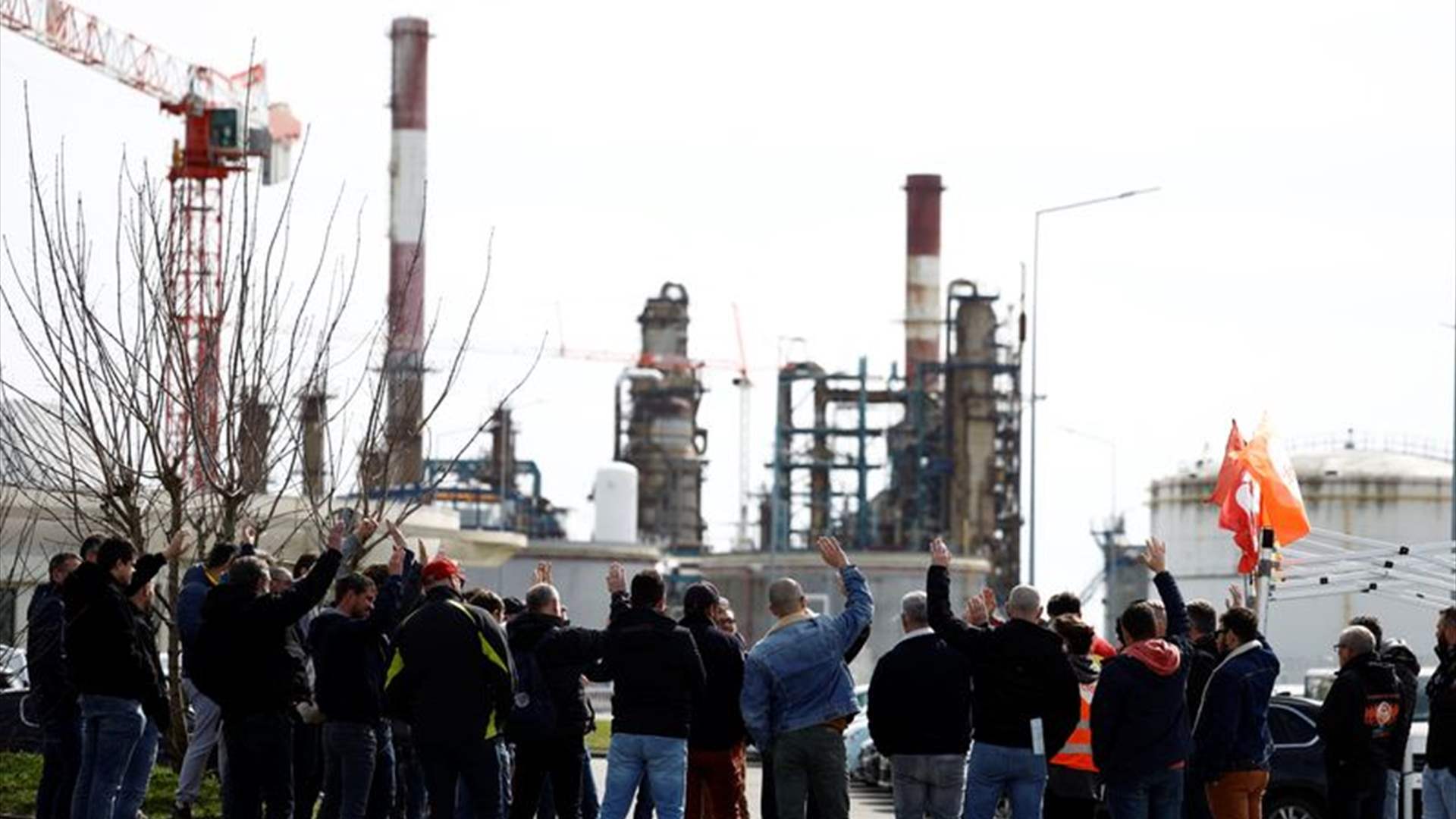 France requisitions refinery workers as energy strikes continue