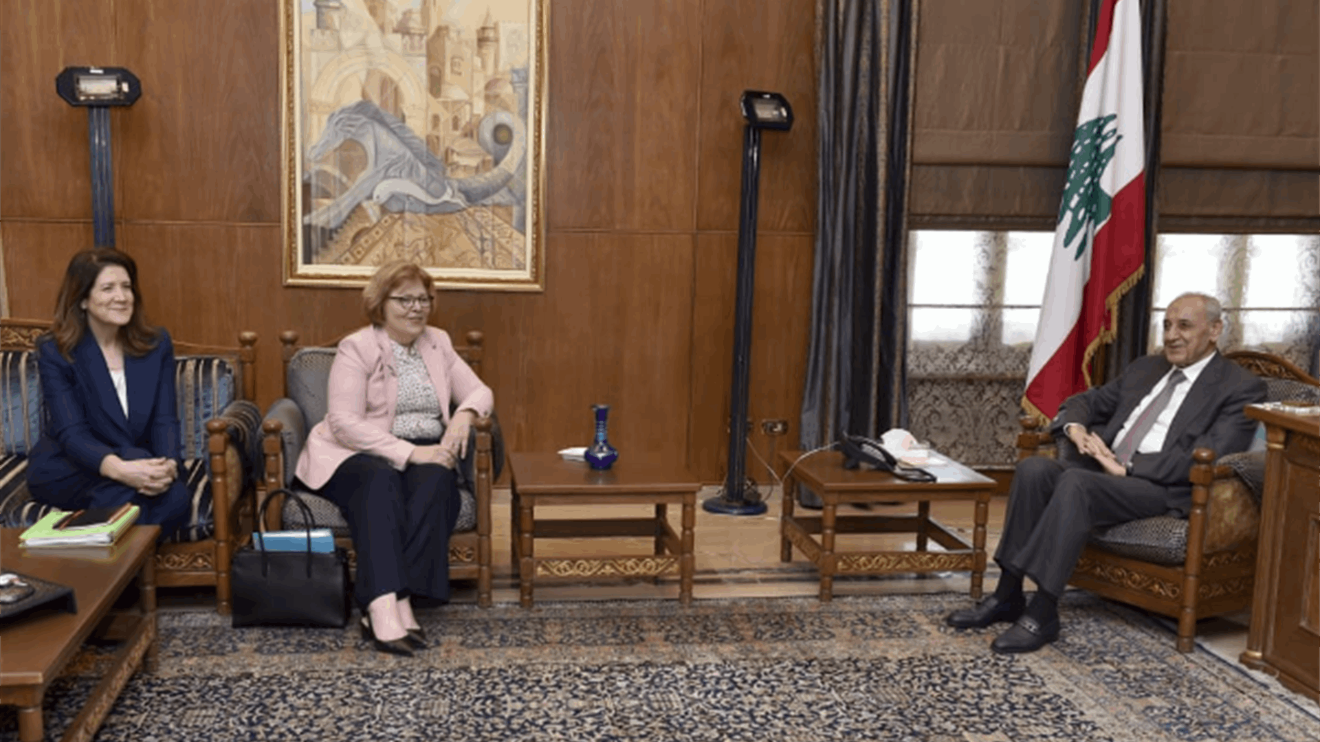 بري بحث مع السفير البابوي وغريو الاوضاع العامة والتقى باربرا ليف وعرضا للمستجدات في لبنان والمنطقة