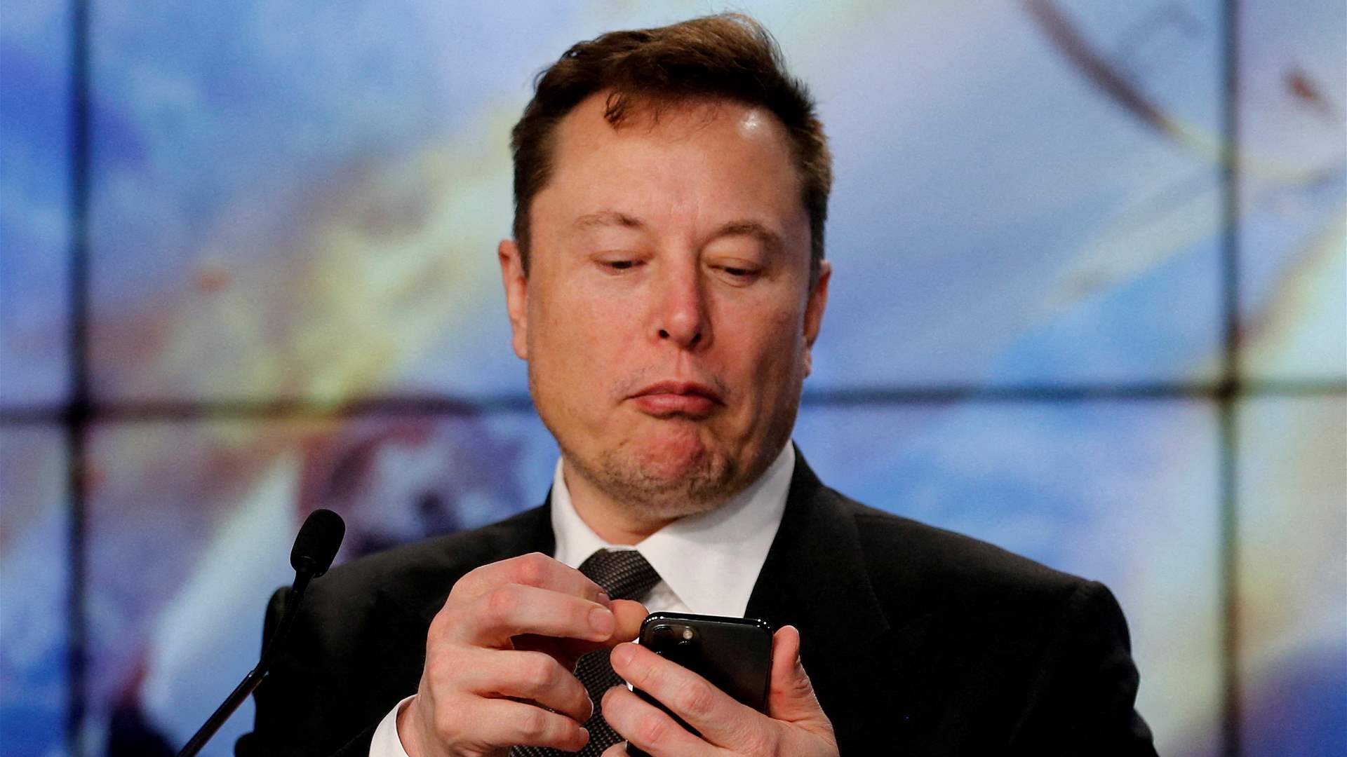 Elon Musk puts $20 billion value on Twitter, The Information reports