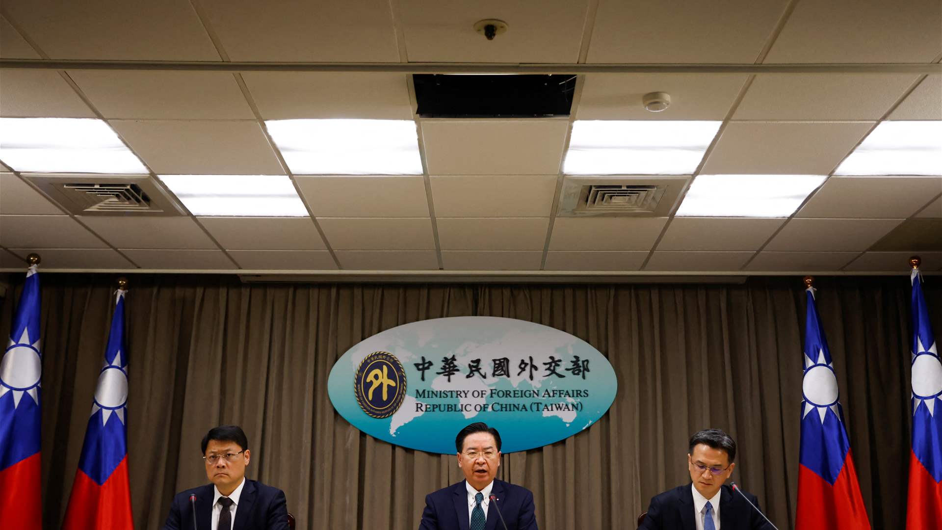 China opens ties with Honduras, Taiwan decries monetary demands
