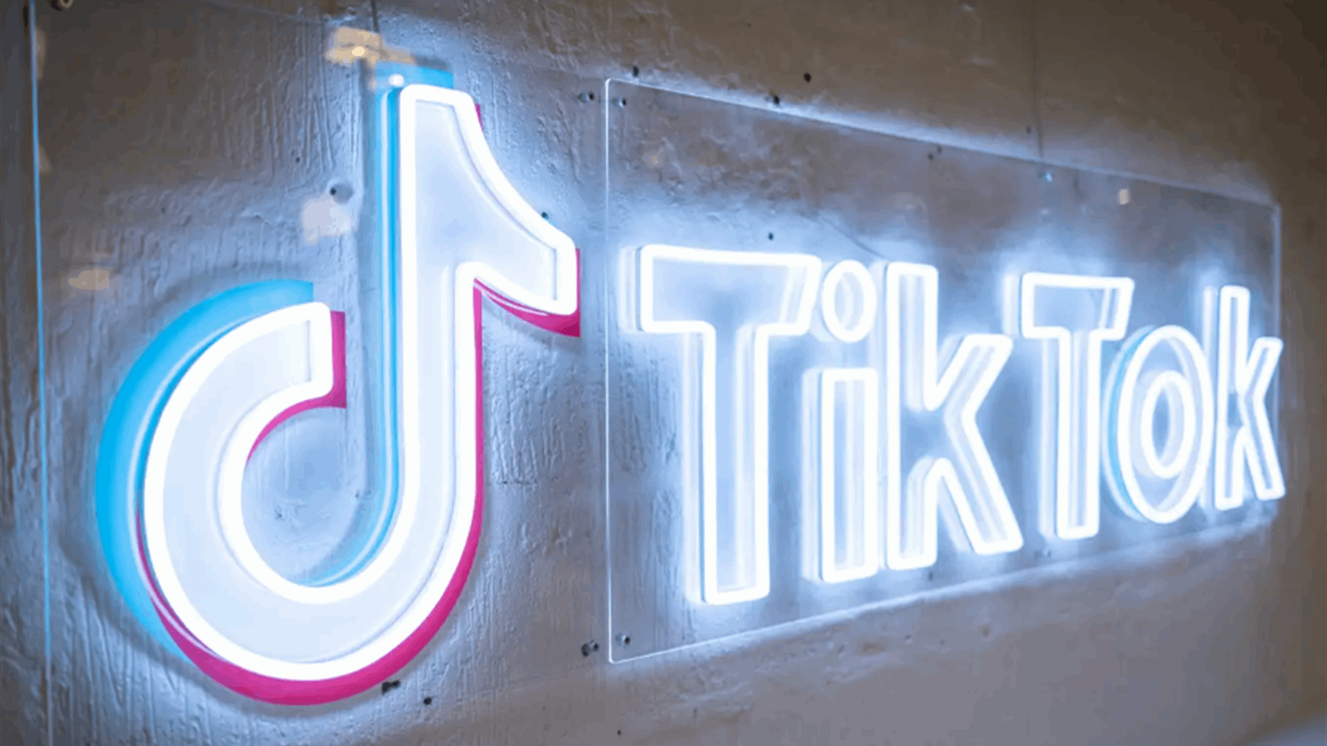 France bans recreational apps like TikTok on government devices