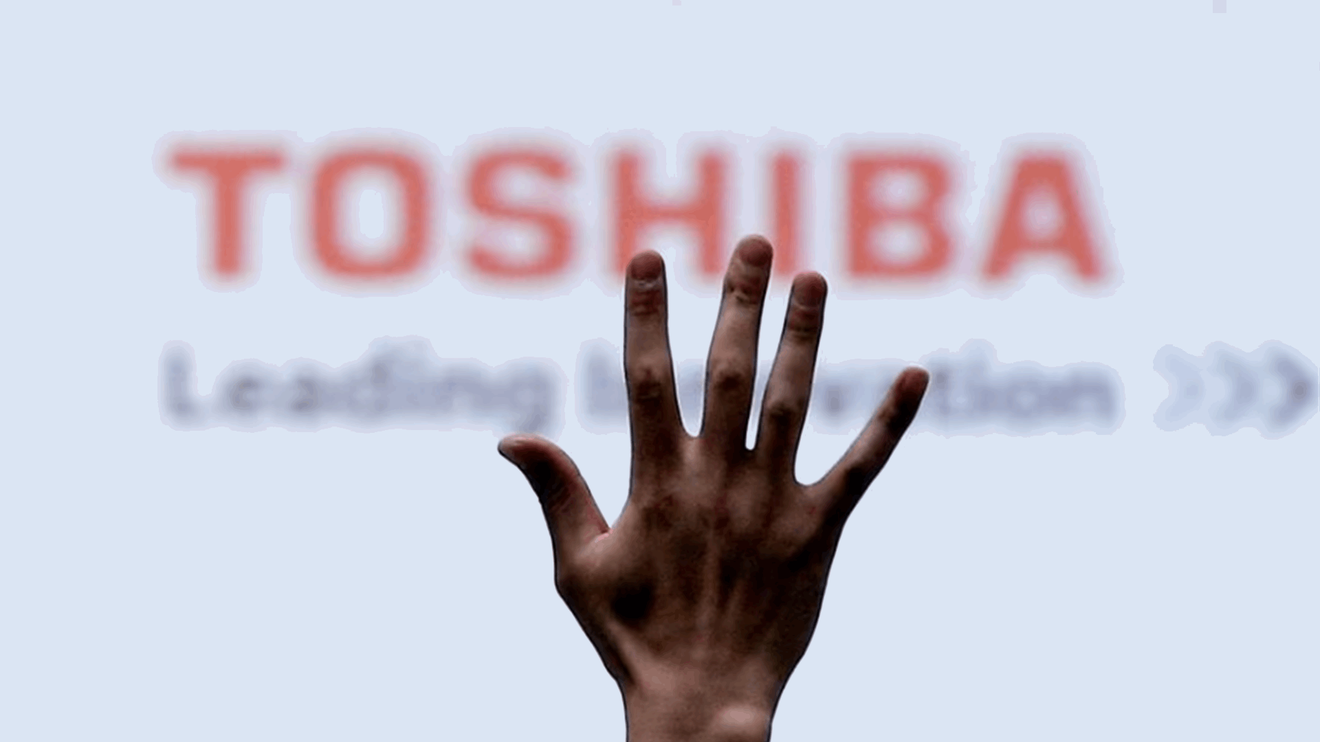 The $15 billion scramble for Japan&#39;s Toshiba went from bang to whimper