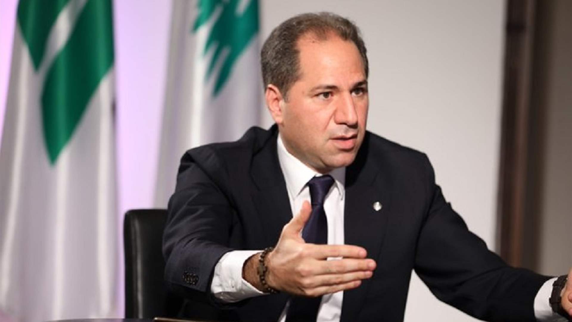 علي حسن خليل يتّصل بالجميل معتذرا