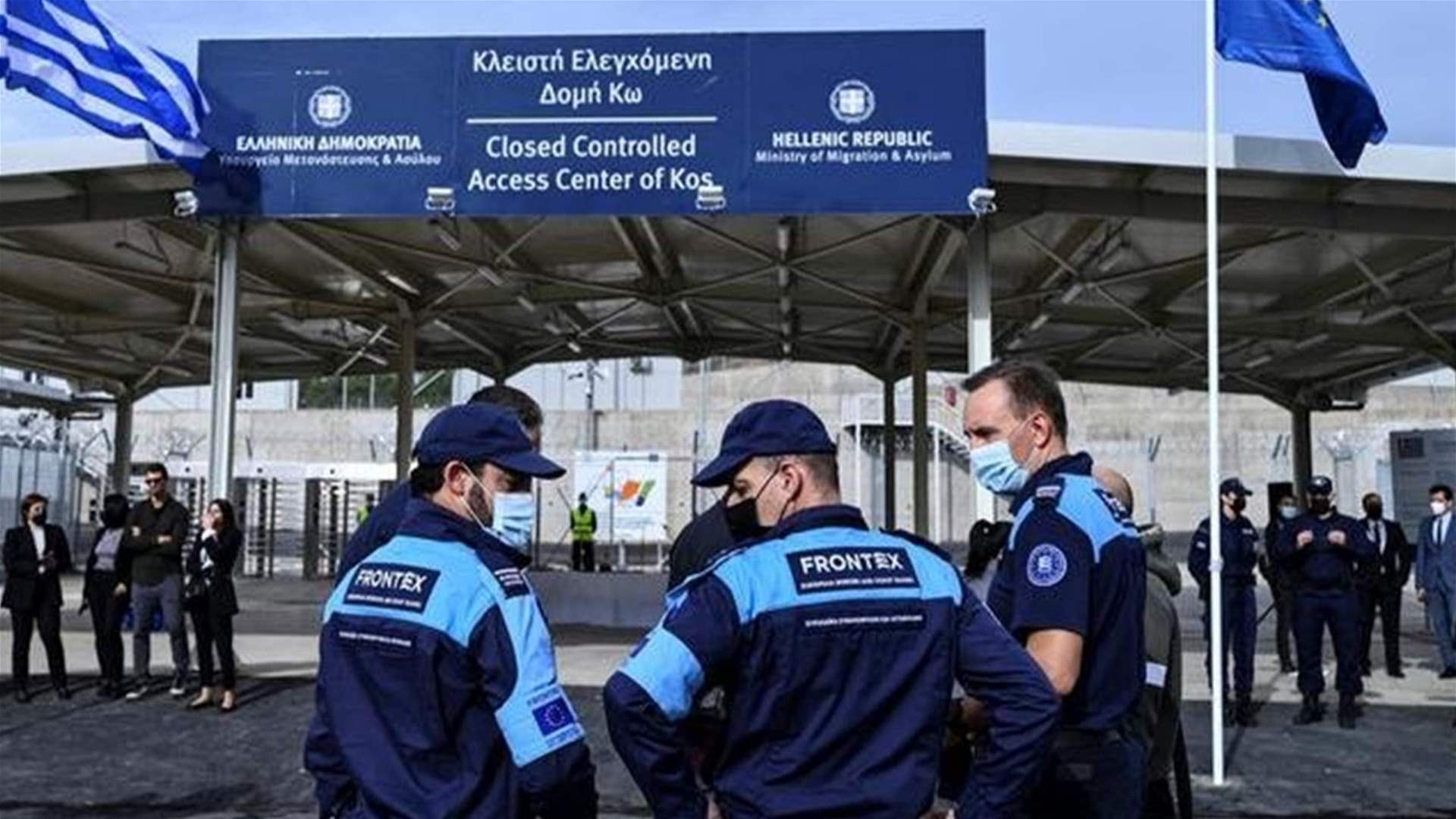 الشرطة اليونانية تعتقل عشرات المتورطين بتهريب مهاجرين