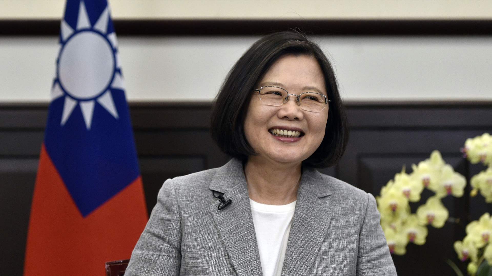 Taiwan leader scrambles for allies in Central America visit