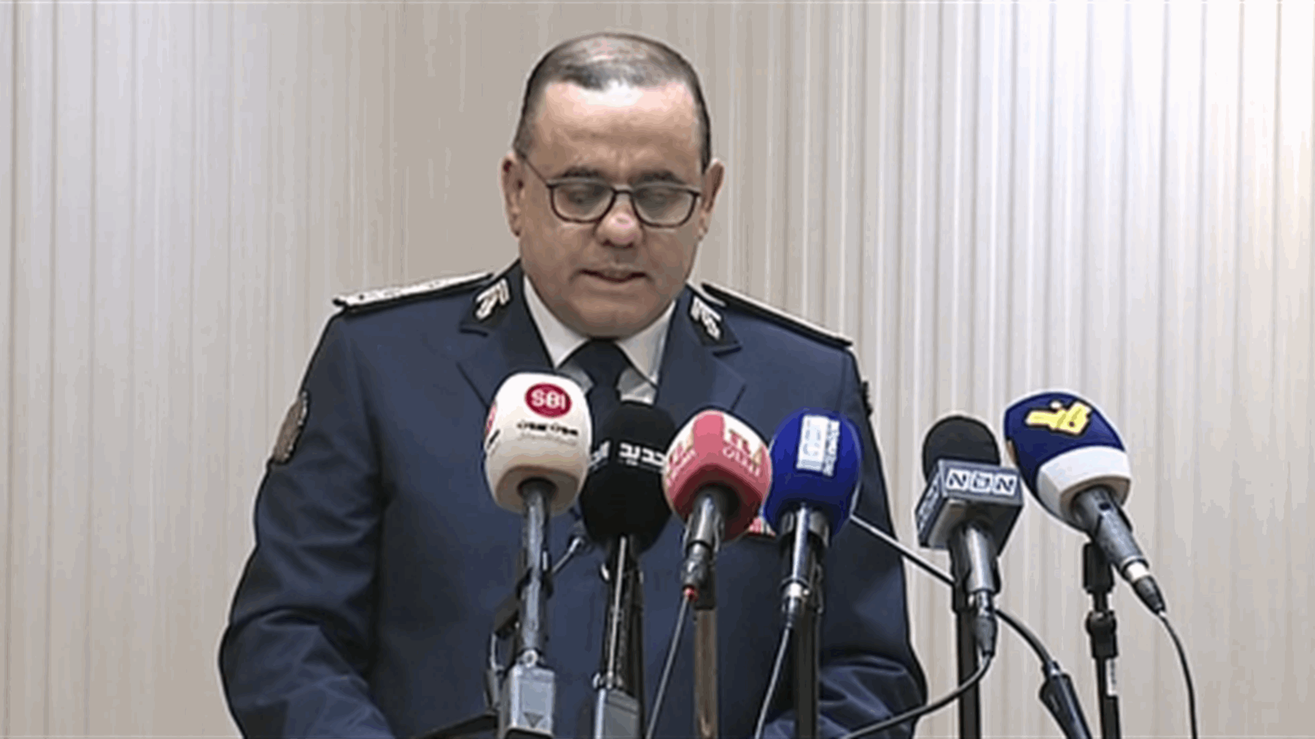 البيسري لعسكريي الأمن العام: أطلب منكم المثابرة على التضحية والتفاني في العمل 