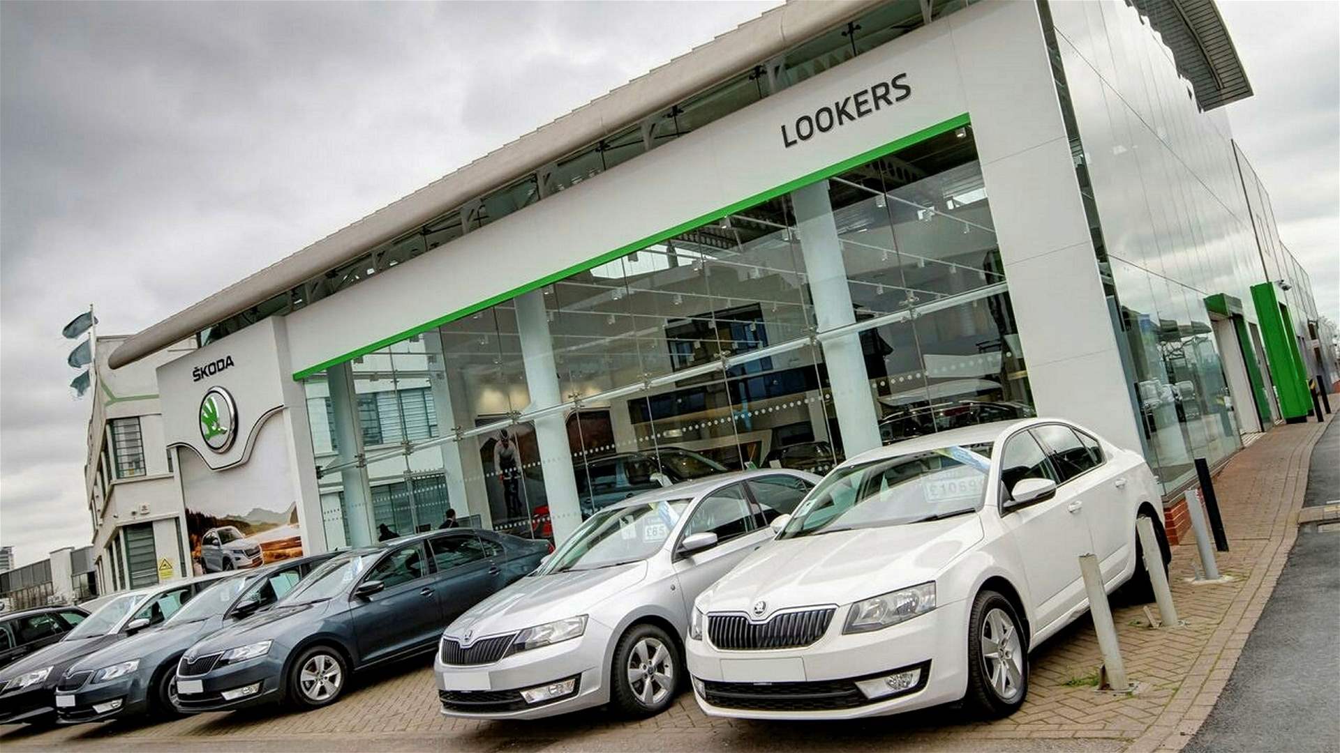 Auto retailer Lookers raises 2023 profit forecast