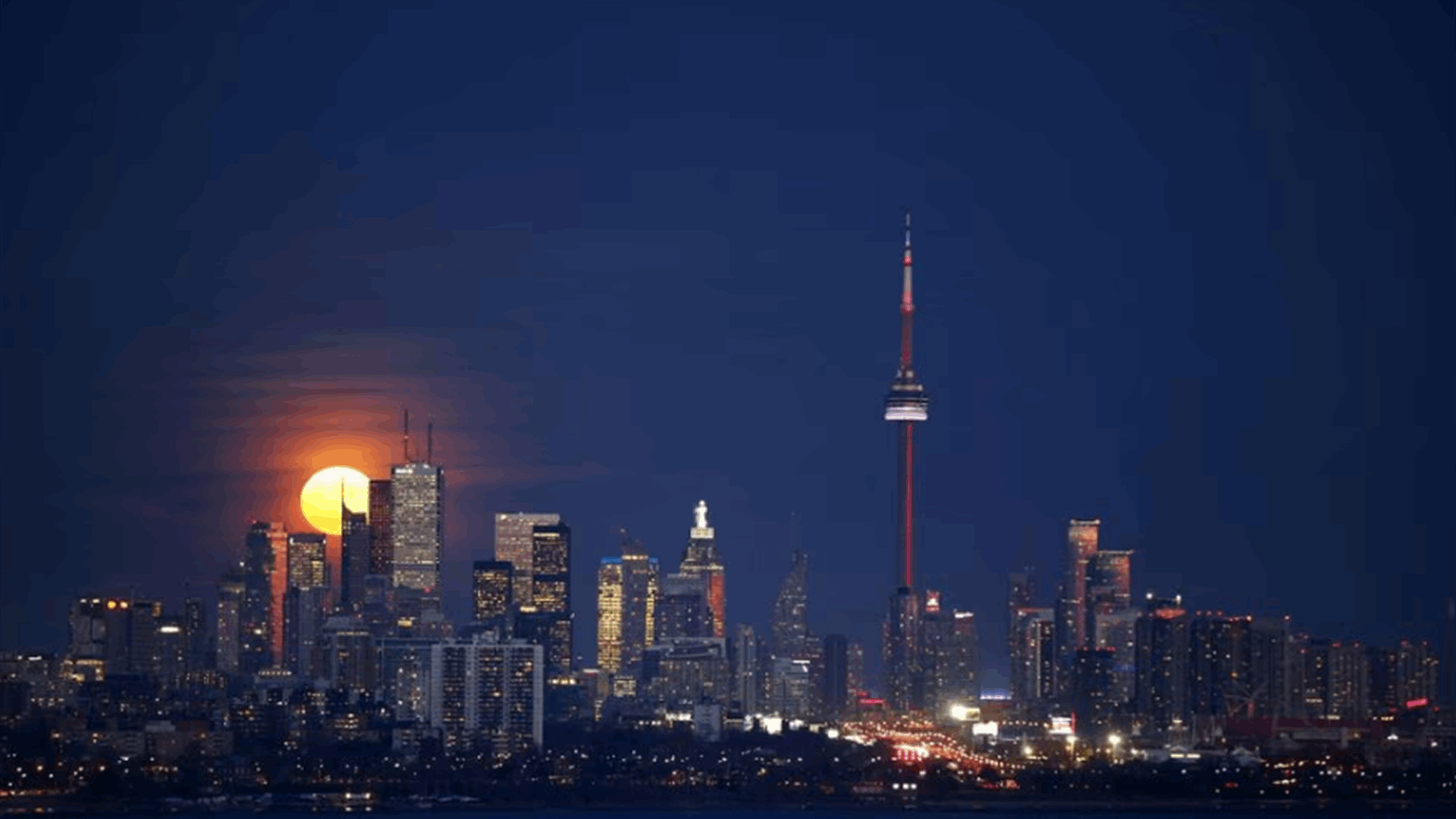 Unstable markets drag Canadian M&A, debt issuance to four-year low
