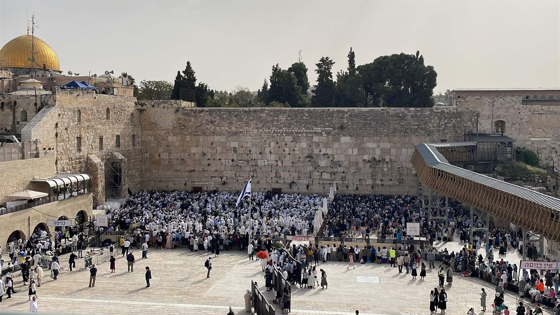 مراسم بركة الكهنة التقليدية عند حائط المبكى حوّلت القدس إلى ثكنة عسكرية 