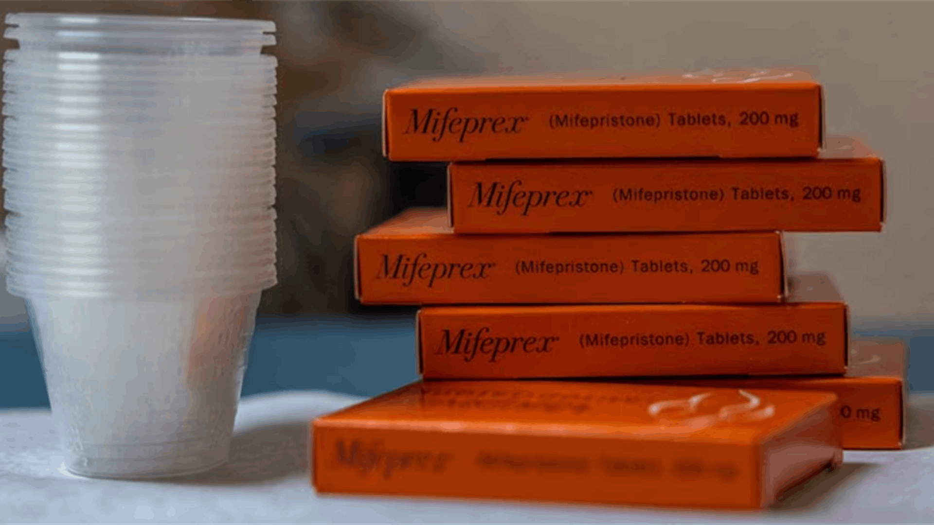 White House plans support for drugstores, pharma in abortion pill battle