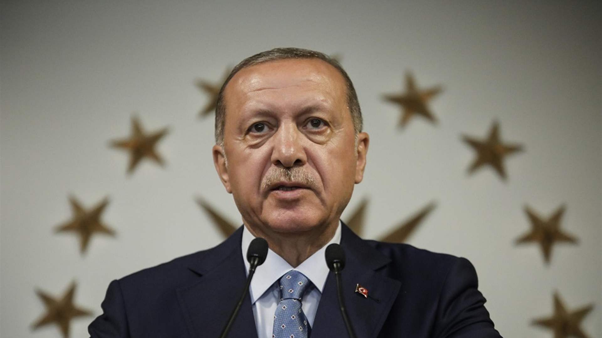 إردوغان يعد بتركيا قوية في حال أعيد إنتخابه