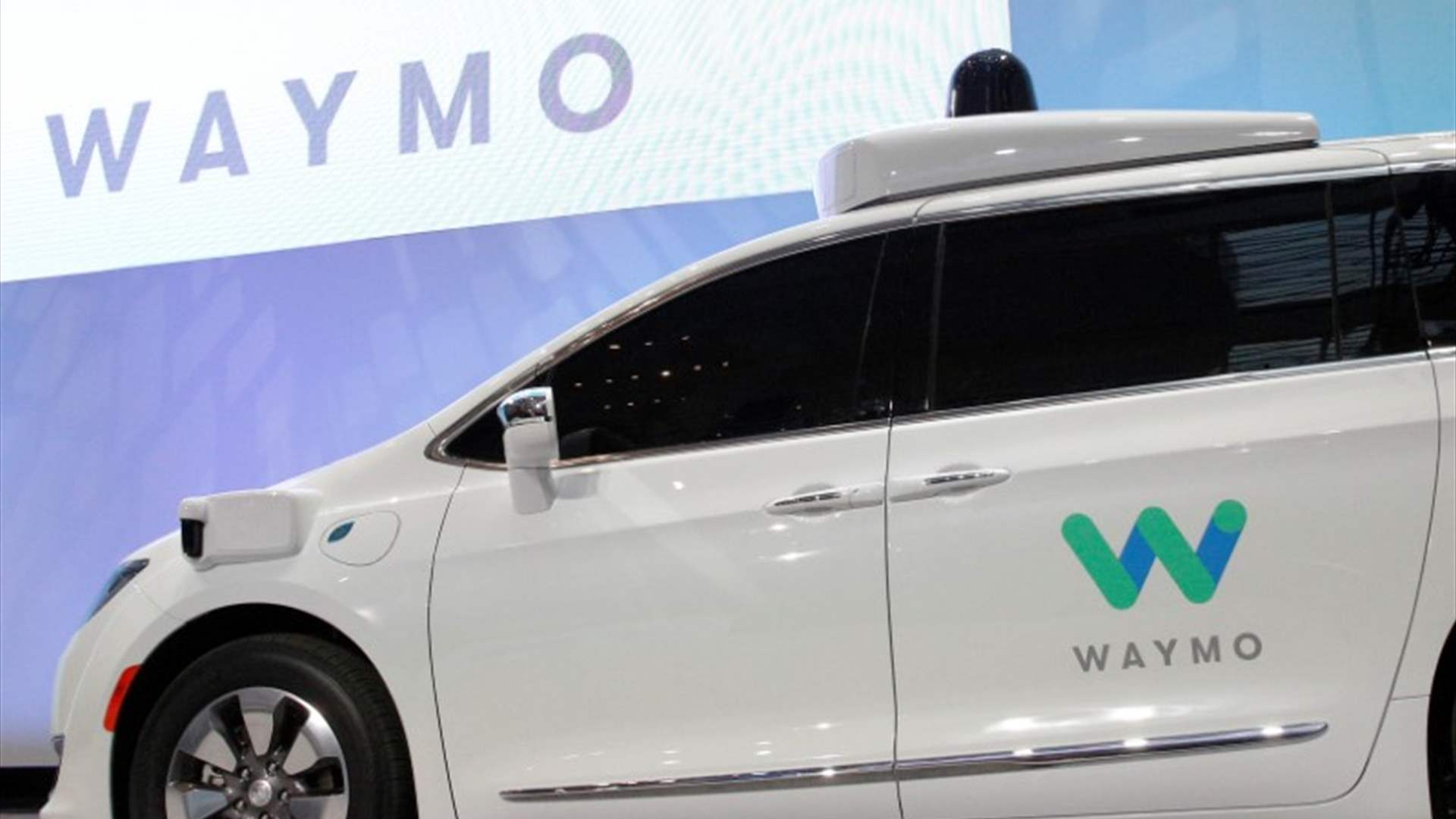 US union opposes driverless trucks waiver for Waymo, Aurora