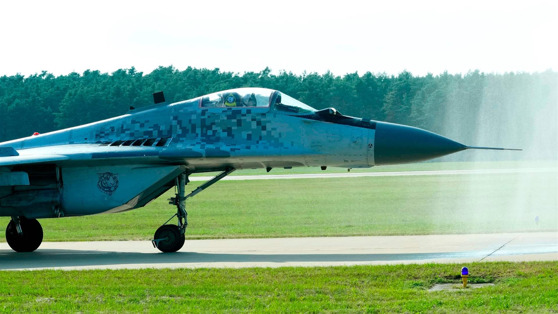 Poland asks Germany to approve export of old fighter jets to Ukraine: Berlin