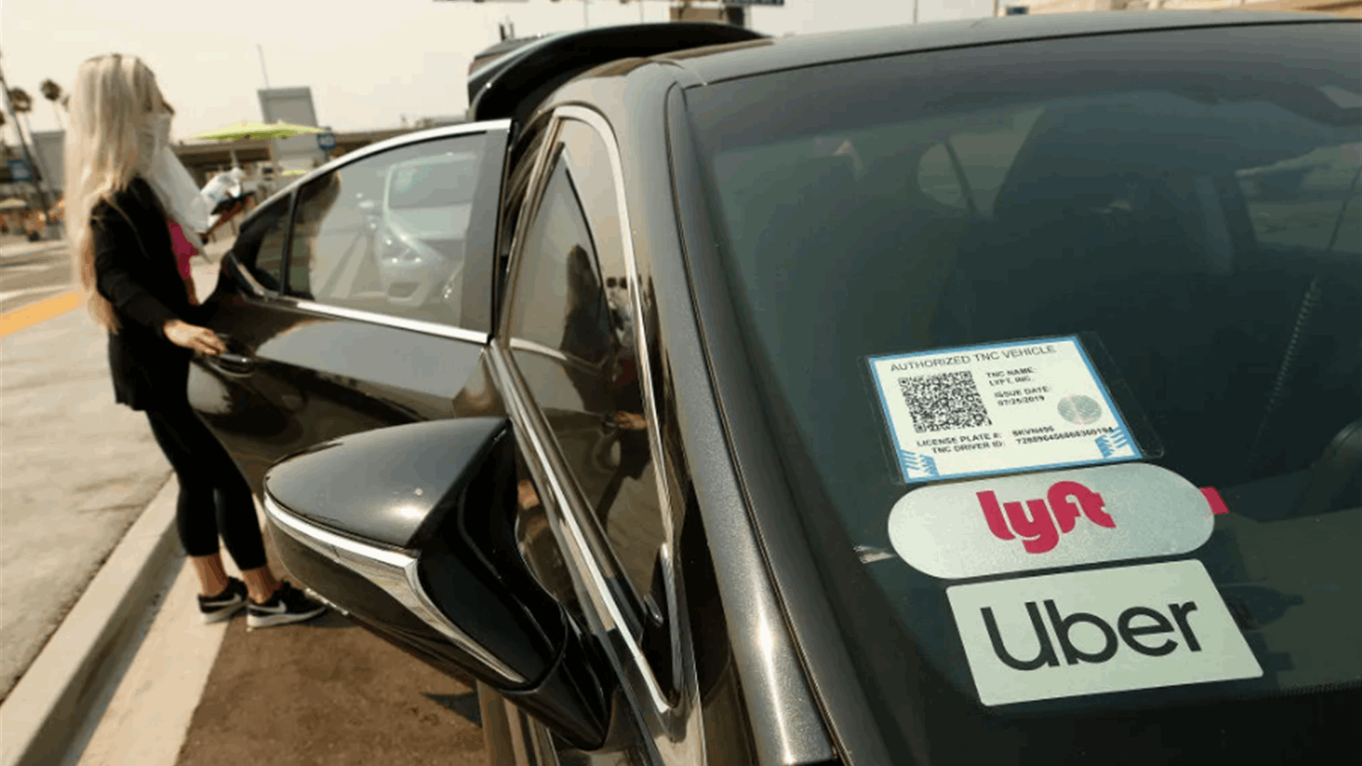Washington Uber and Lyft drivers win paid family and medical leave