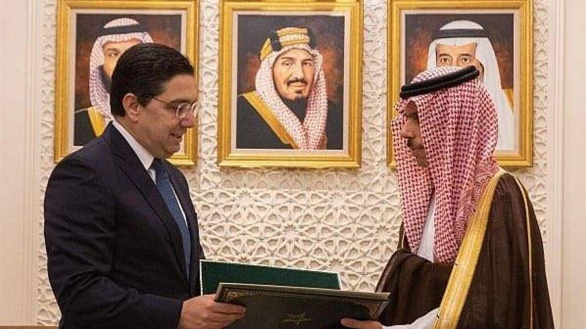 بوريطة بحث مع نظيره السعودي العلاقات الثنائية والتطورات الإقليمية والدولية