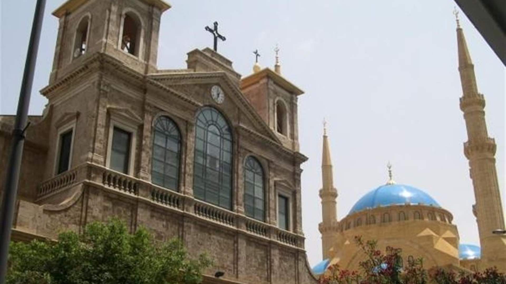 ما صحة إقفال باب كنيسة مار جرجس في ساحة النجمة أمام المصلين؟