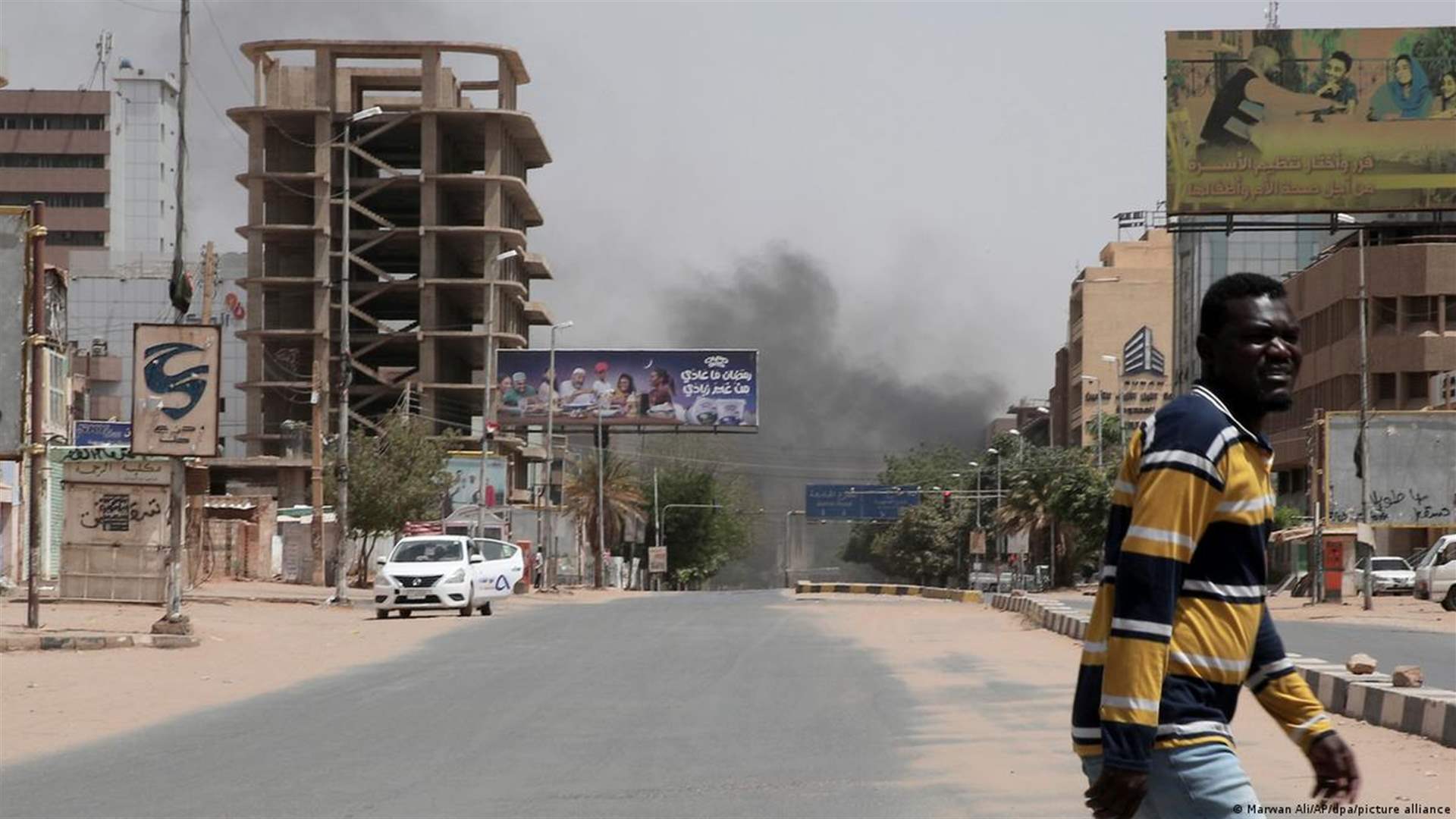 Fighting rages in Sudan as death toll passes 100