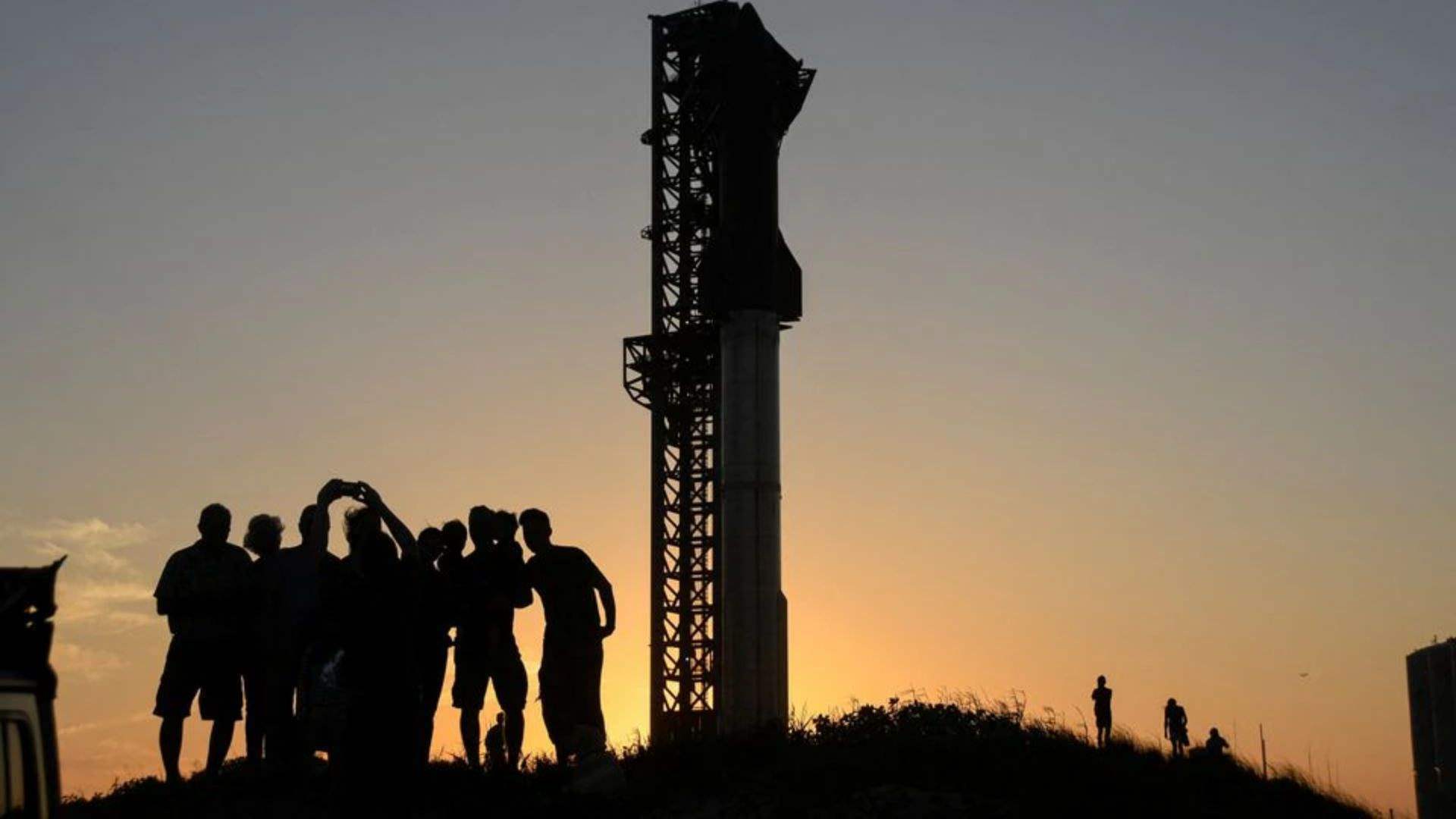 SpaceX postpones debut flight of Starship rocket, citing frozen valve