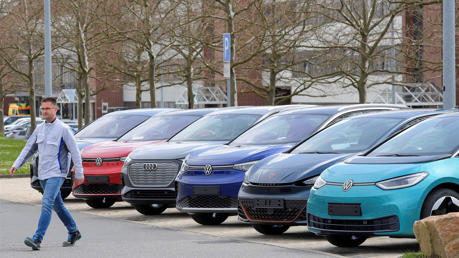 EU passenger car sales up 28.8% to over 1 million units in March, ACEA says