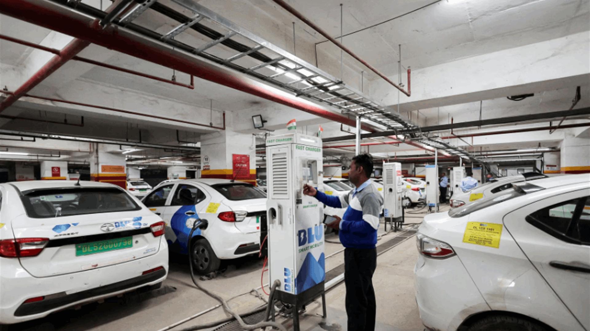 Indian taxi startup BluSmart picks EV fight with Uber
