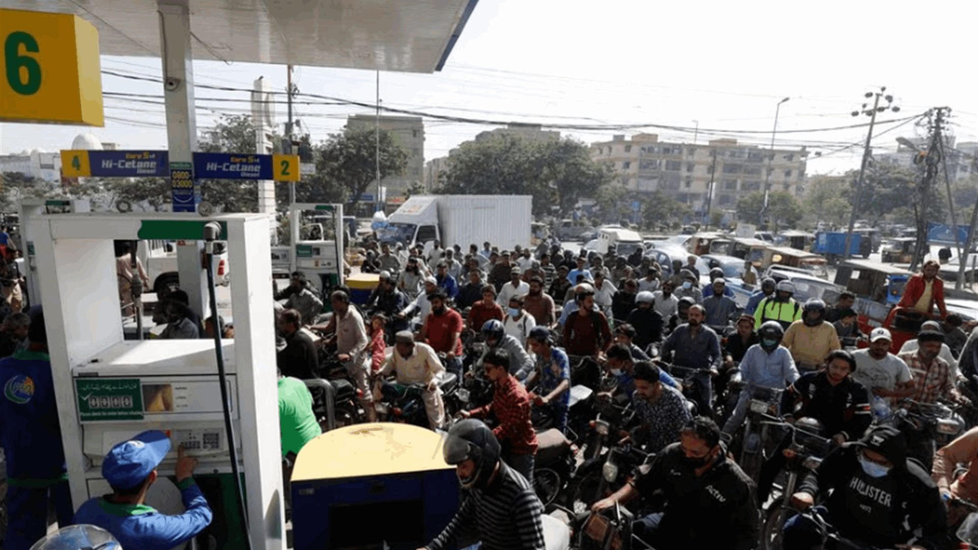 Pakistan places first order for discounted Russian crude