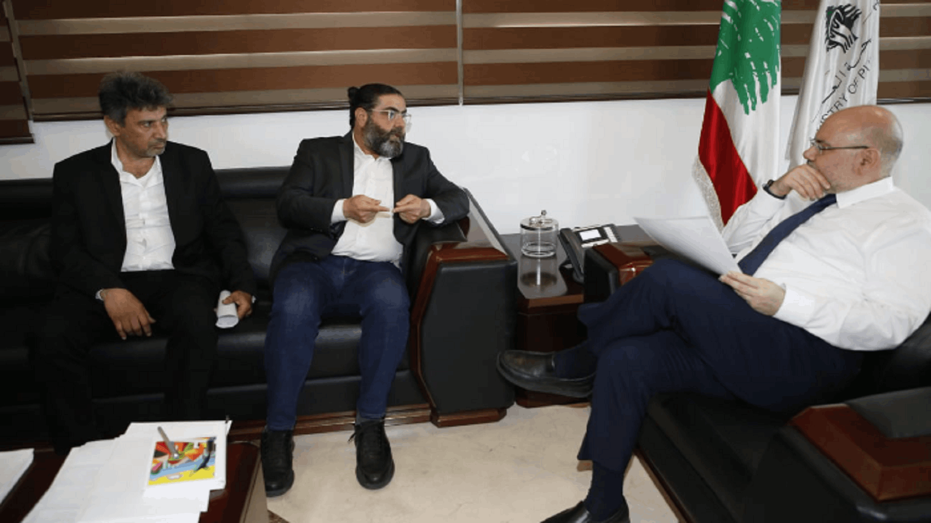 الأبيض أكد لوفد نقابة المصورين الصحافيين الاستعداد لتحسين إجراءات اسعافهم خلال عملهم الميداني