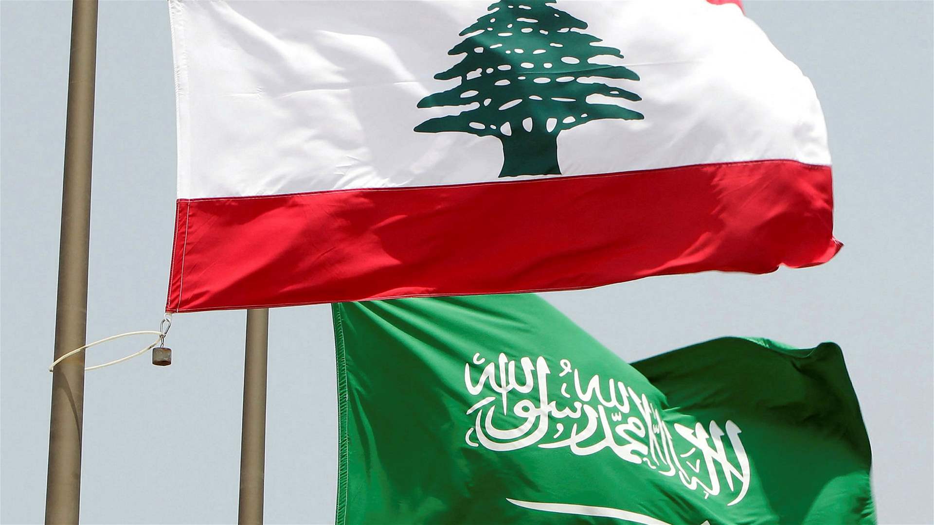 البخاري سيلتقي جعجع وجنبلاط... والموقف السعودي لا يزال على حاله