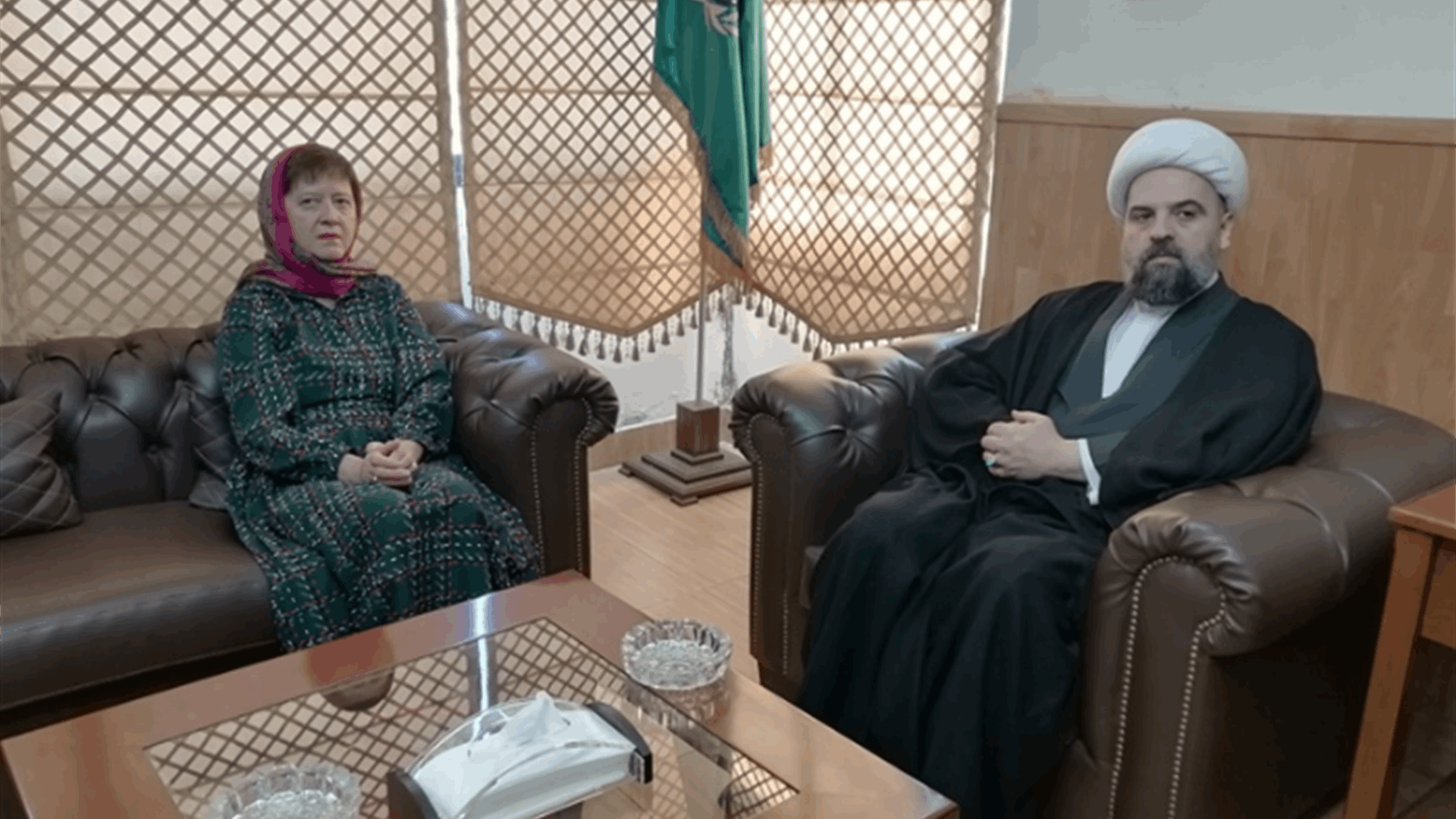 المفتي قبلان بحث وفرونتسكا في أزمة النازحين: لا نقبل أي نوع من أنواع التقسيم أو الدمج أو التوطين