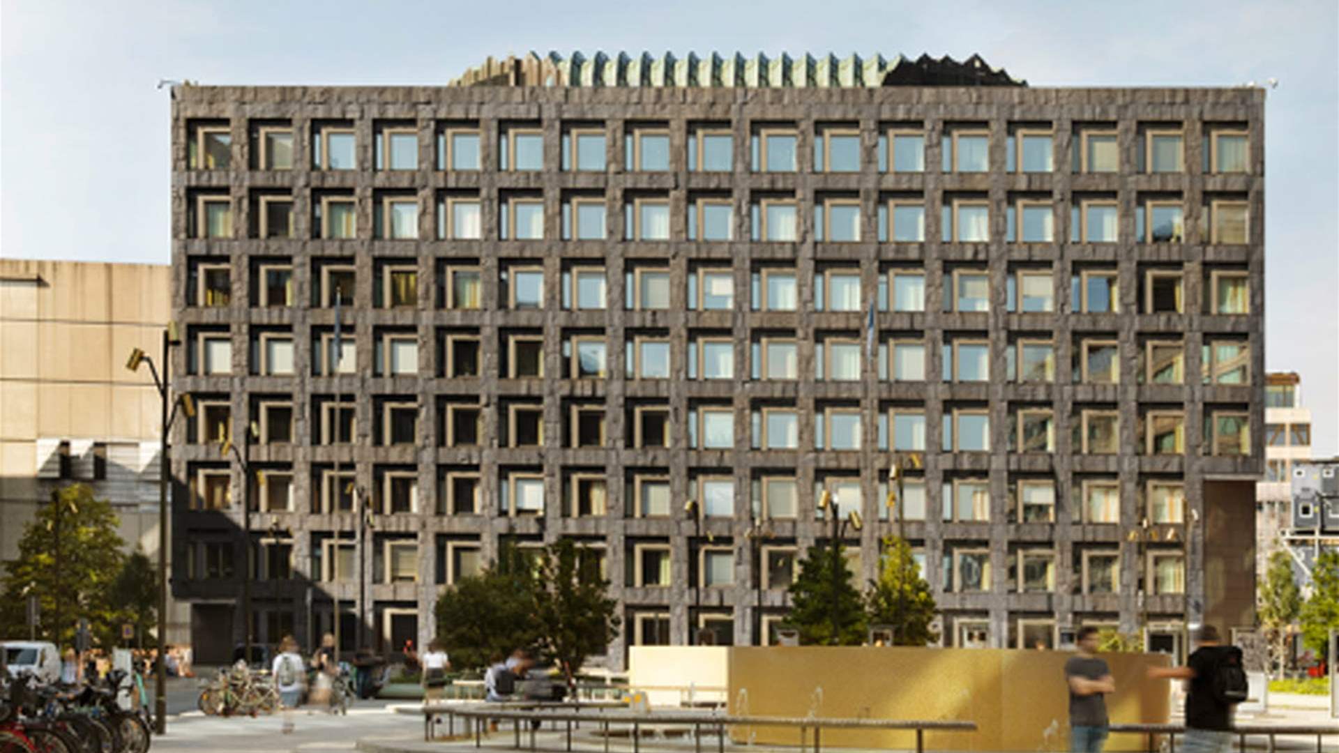 Swedish central bank hikes rate 0.5 points to 3.5 percent