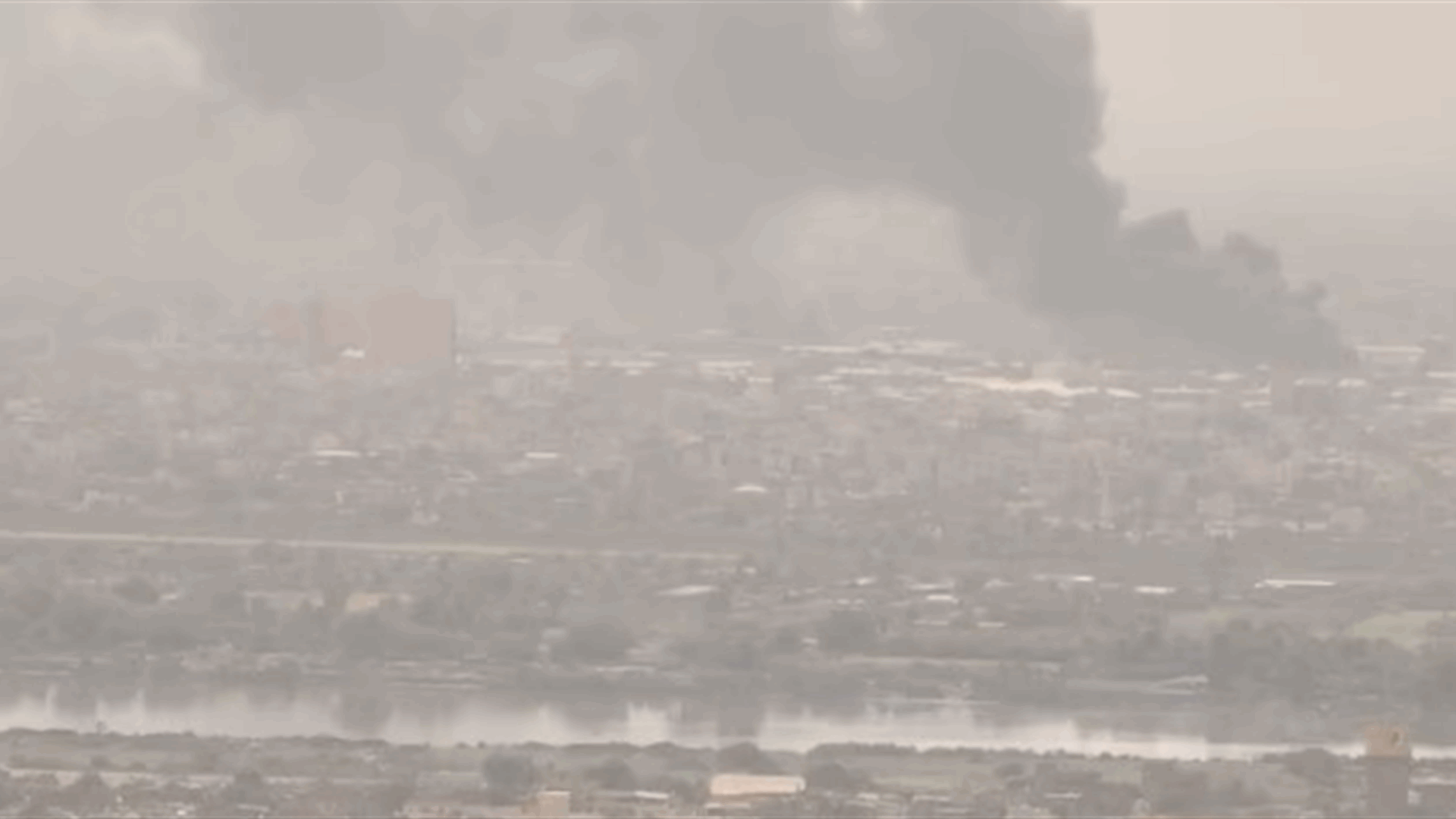 Air raids, tank fire shake Sudan's capital region despite truce pledge