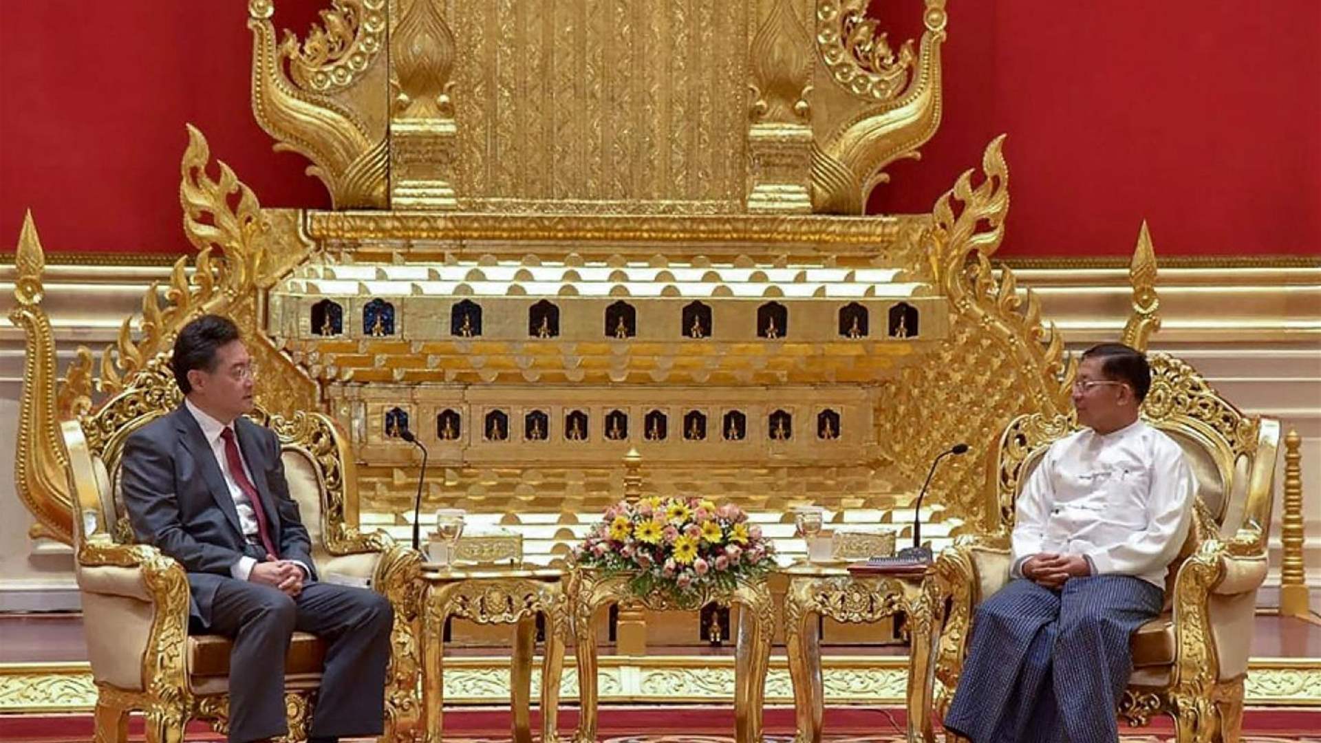 لقاء بين وزير خارجية الصين ورئيس المجلس العسكري البورمي