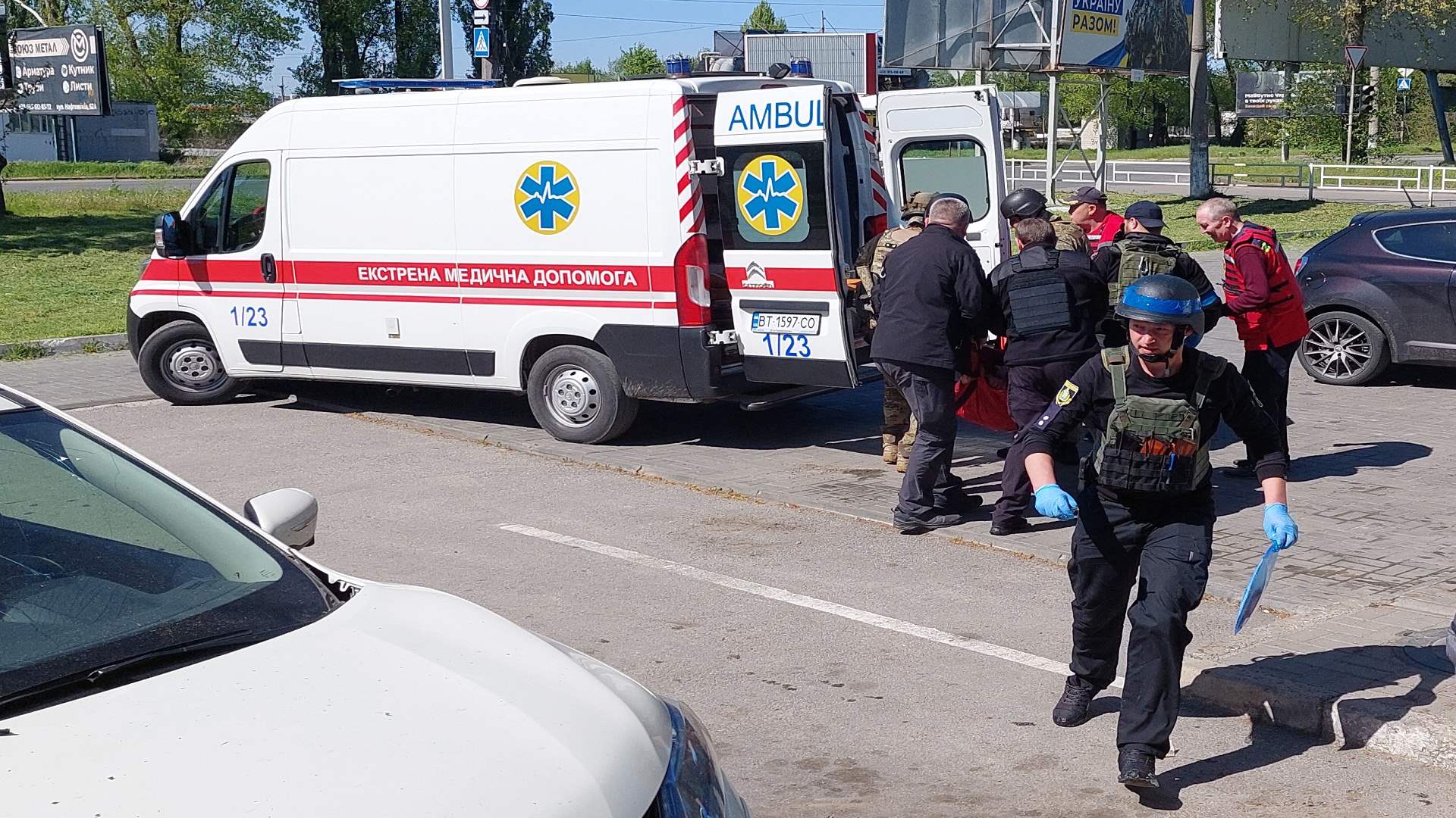 ارتفاع حصيلة القصف الروسي على منطقة خيرسون الى 21 قتيلا و48 جريحا