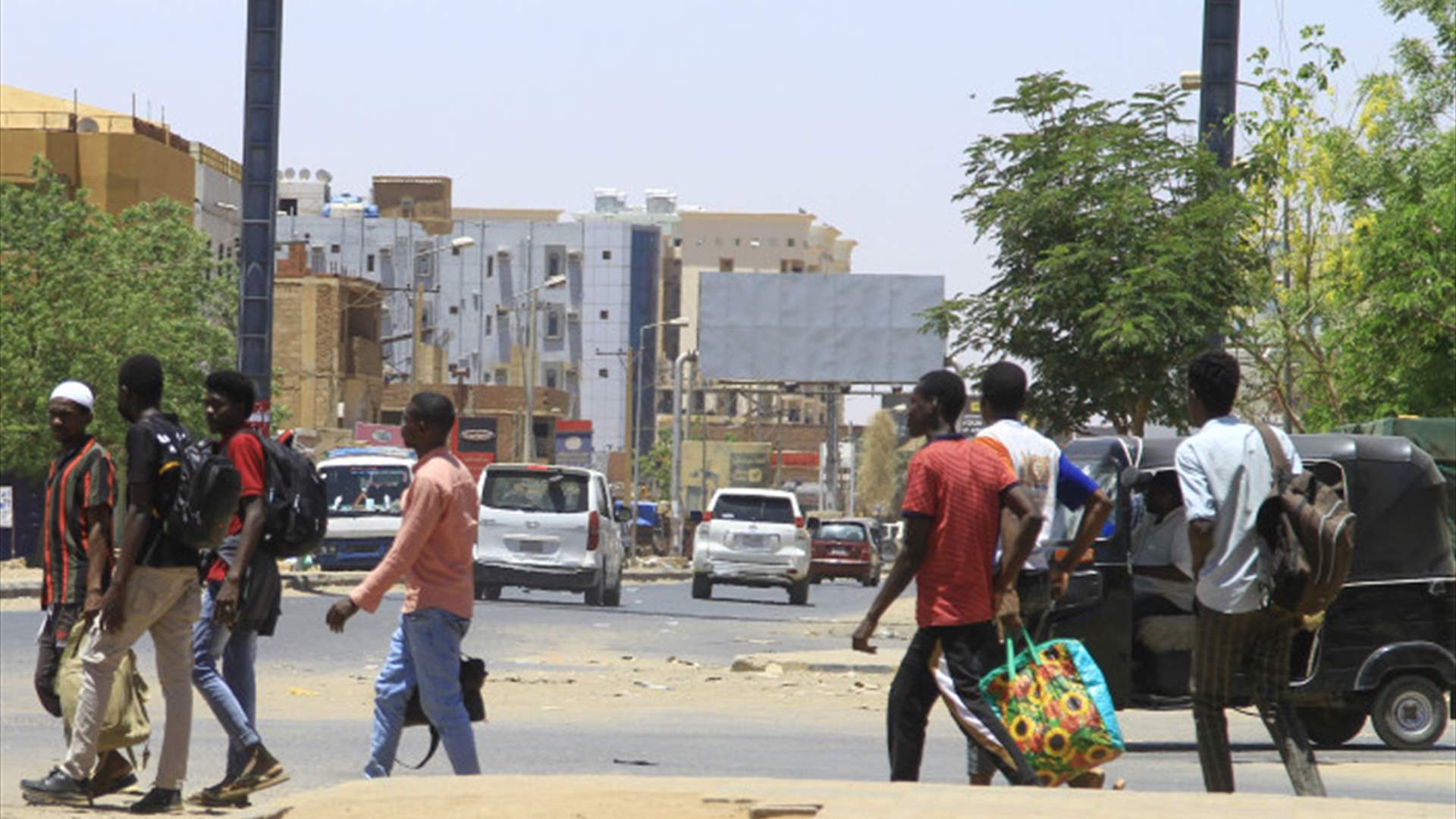 مجموعة أولى تضم نيجيريين أجلوا من السودان تصل الى أبوج
