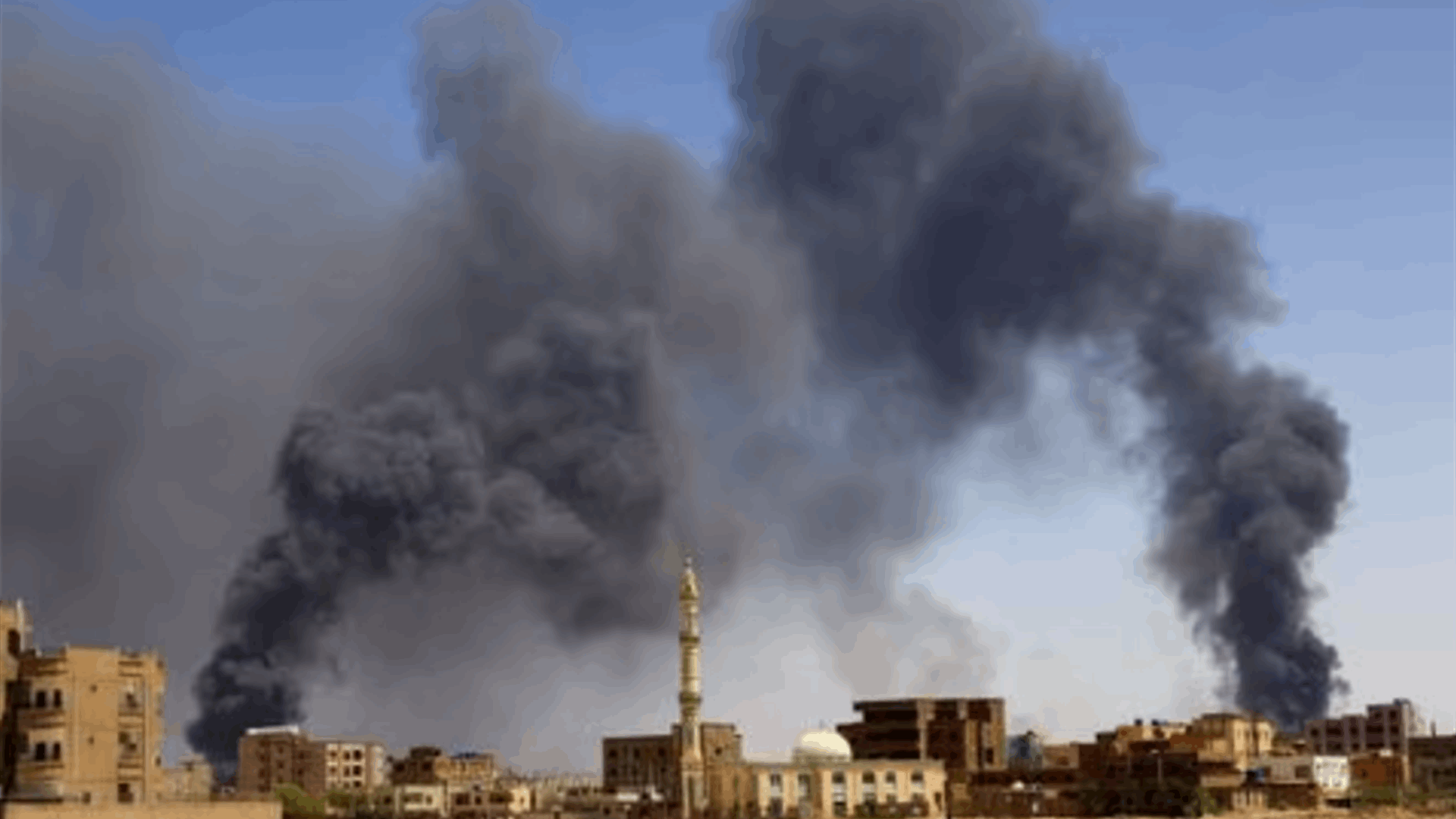 Heavy fighting in Khartoum as power struggle rages