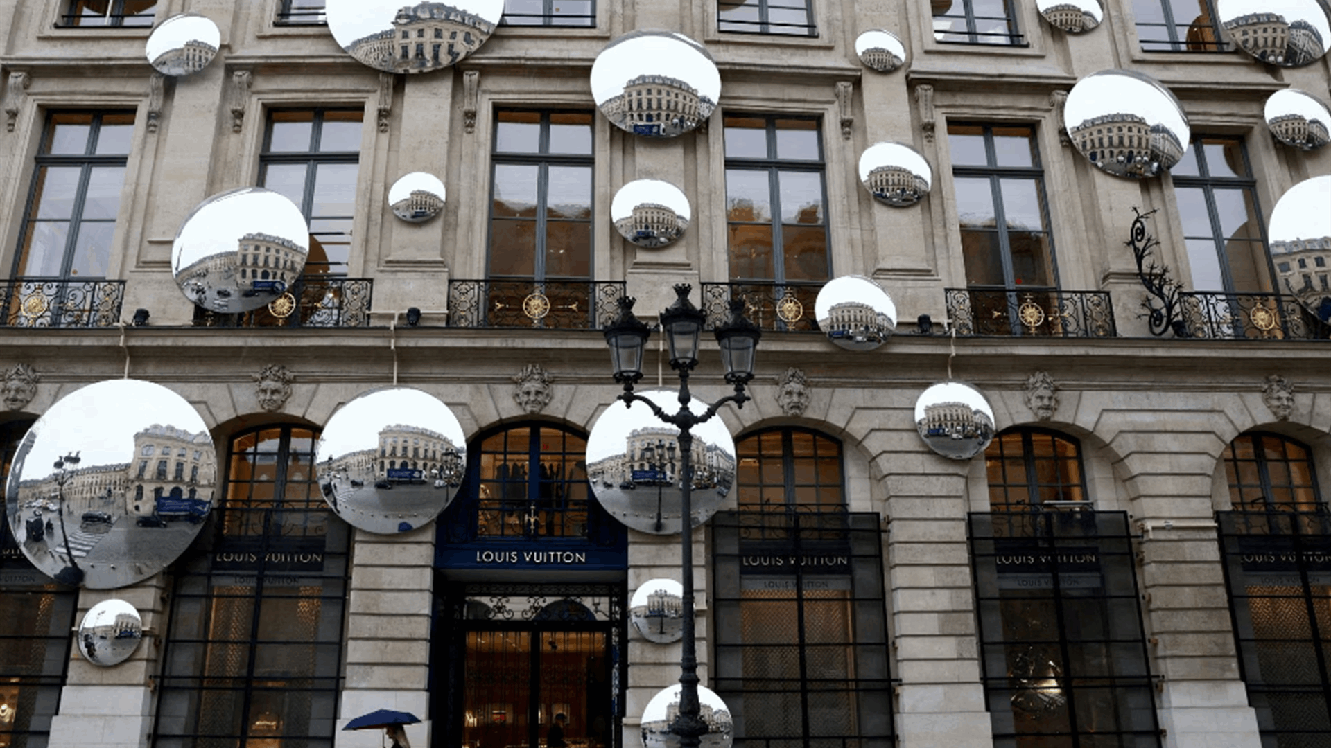 Fewer luxury shoppers but bigger spenders as Chinese return to Europe