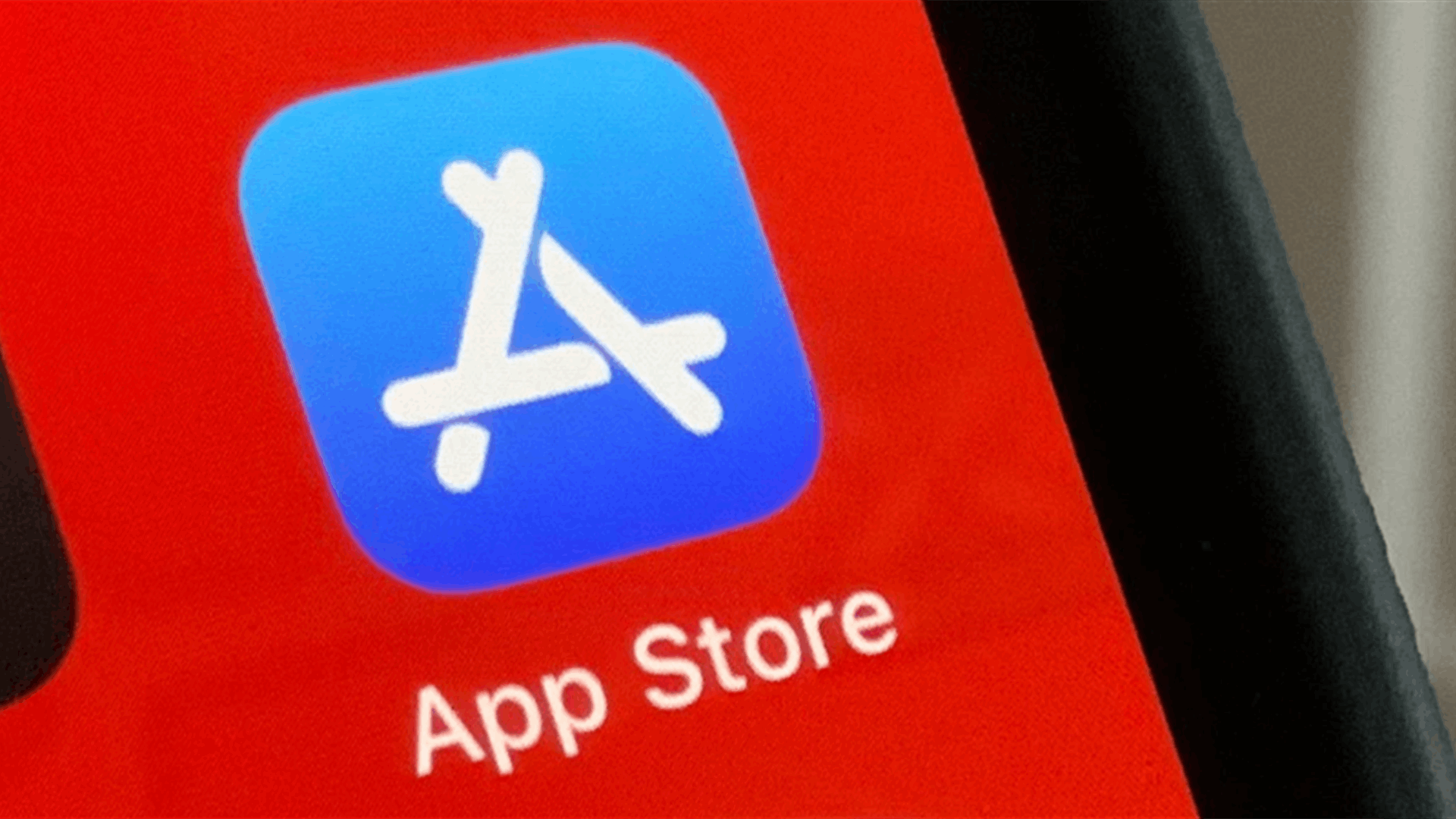 Apple’s ATT faces competition probe in Italy