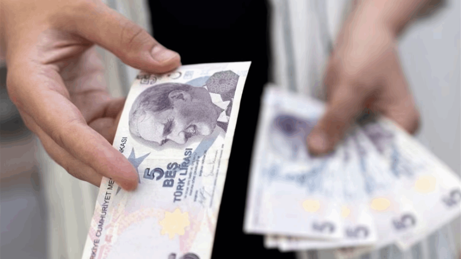 Turkish lira hits record low as bonds steady after post-election rout