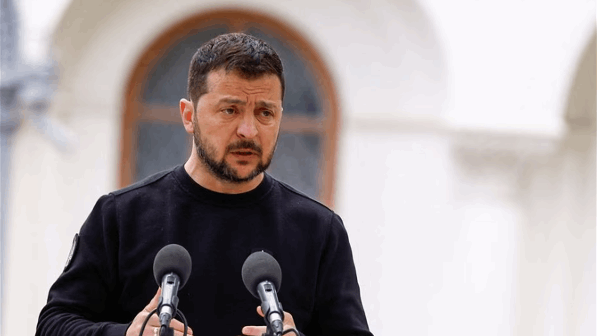 Ukraine's Zelenskiy lands in Jeddah to attend Arab League