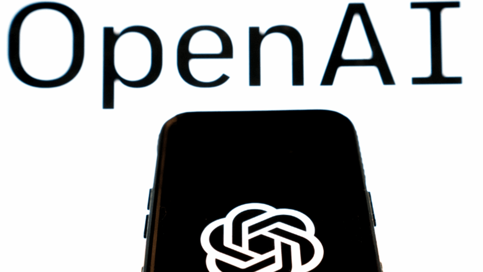 OpenAI launches an official ChatGPT app for iOS
