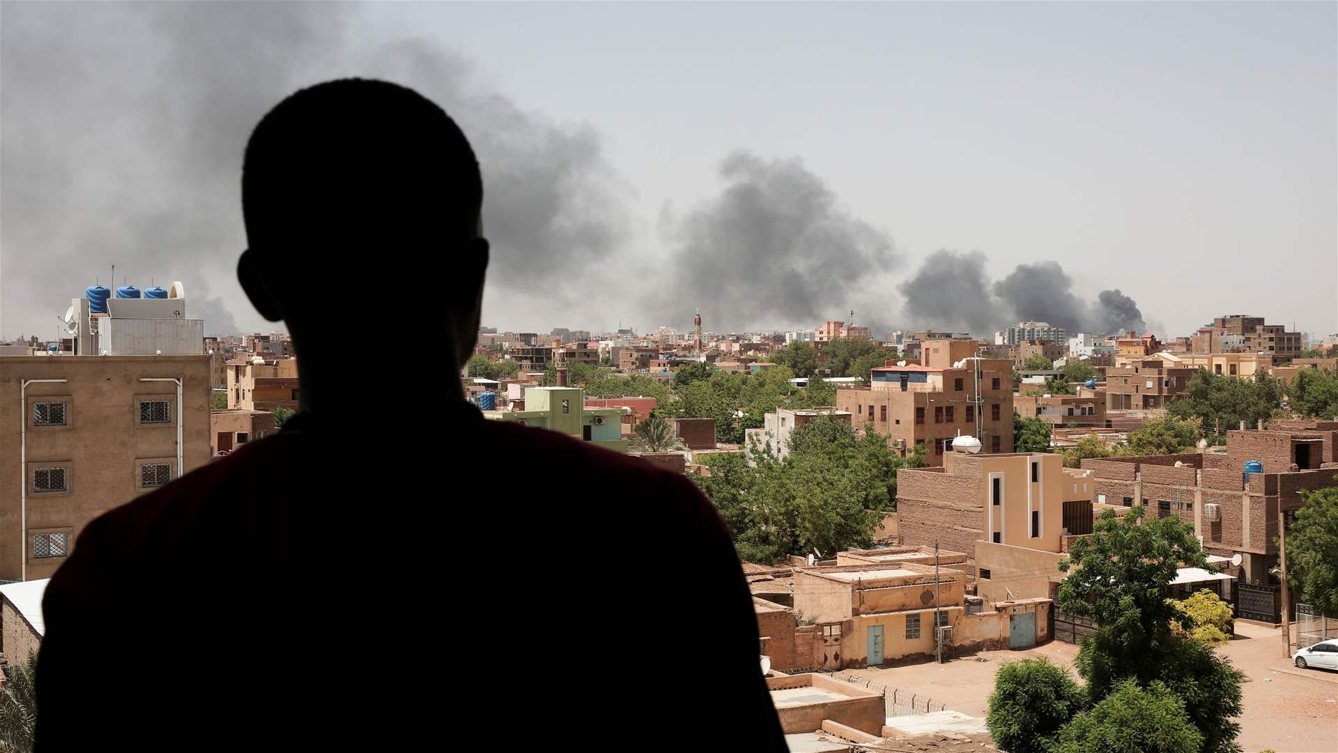 More than 1 mln people displaced by Sudan crisis - UN refugee agency