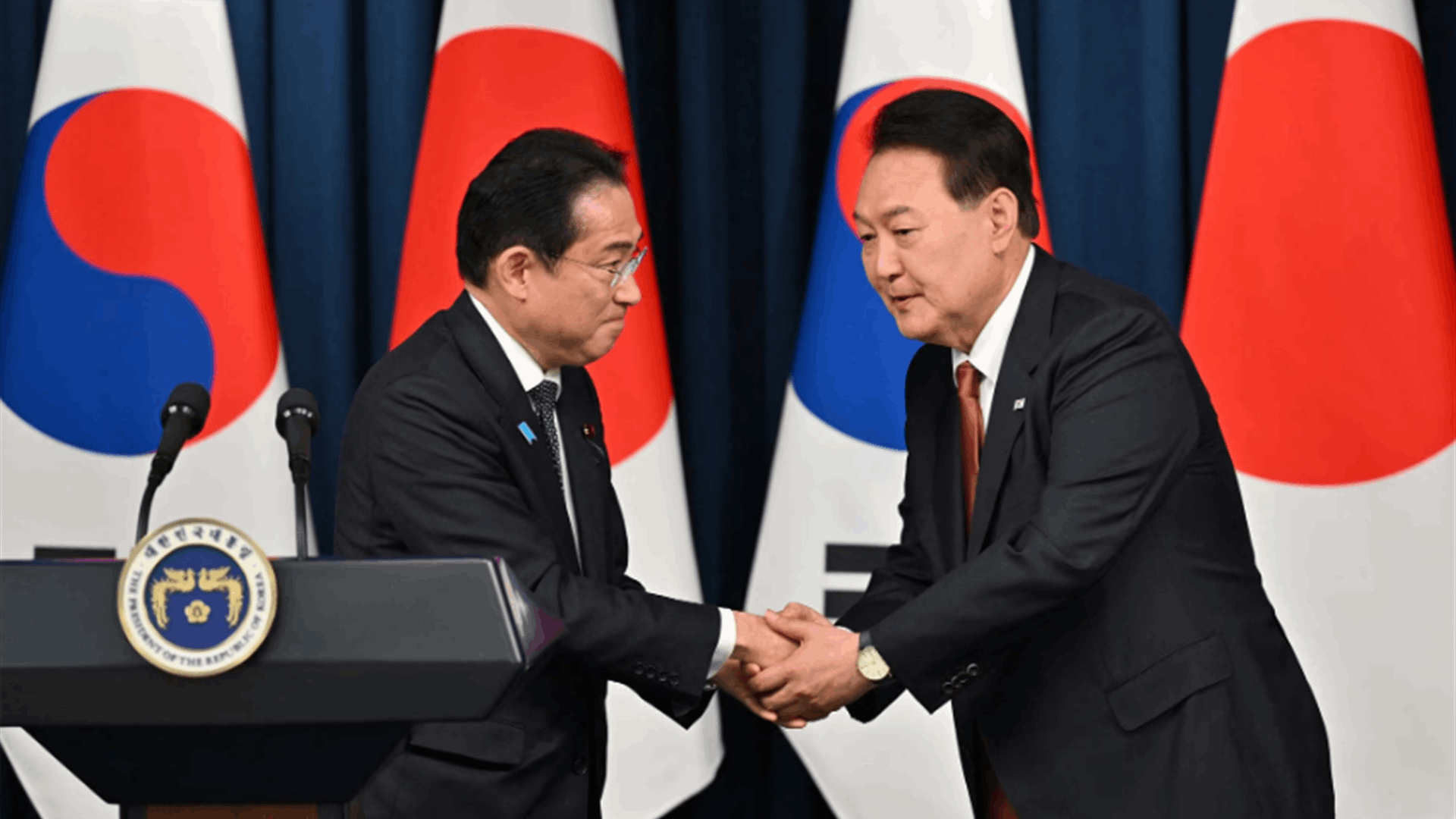 South Korea's Yoon praises Japan's Kishida for his efforts to mend ties