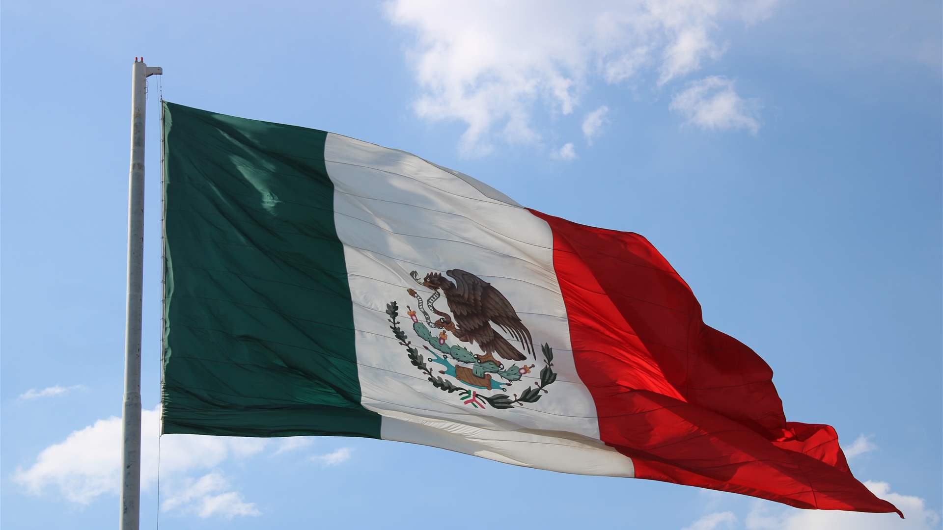 At least 10 people killed, nine injured in shootout in northern Mexico
