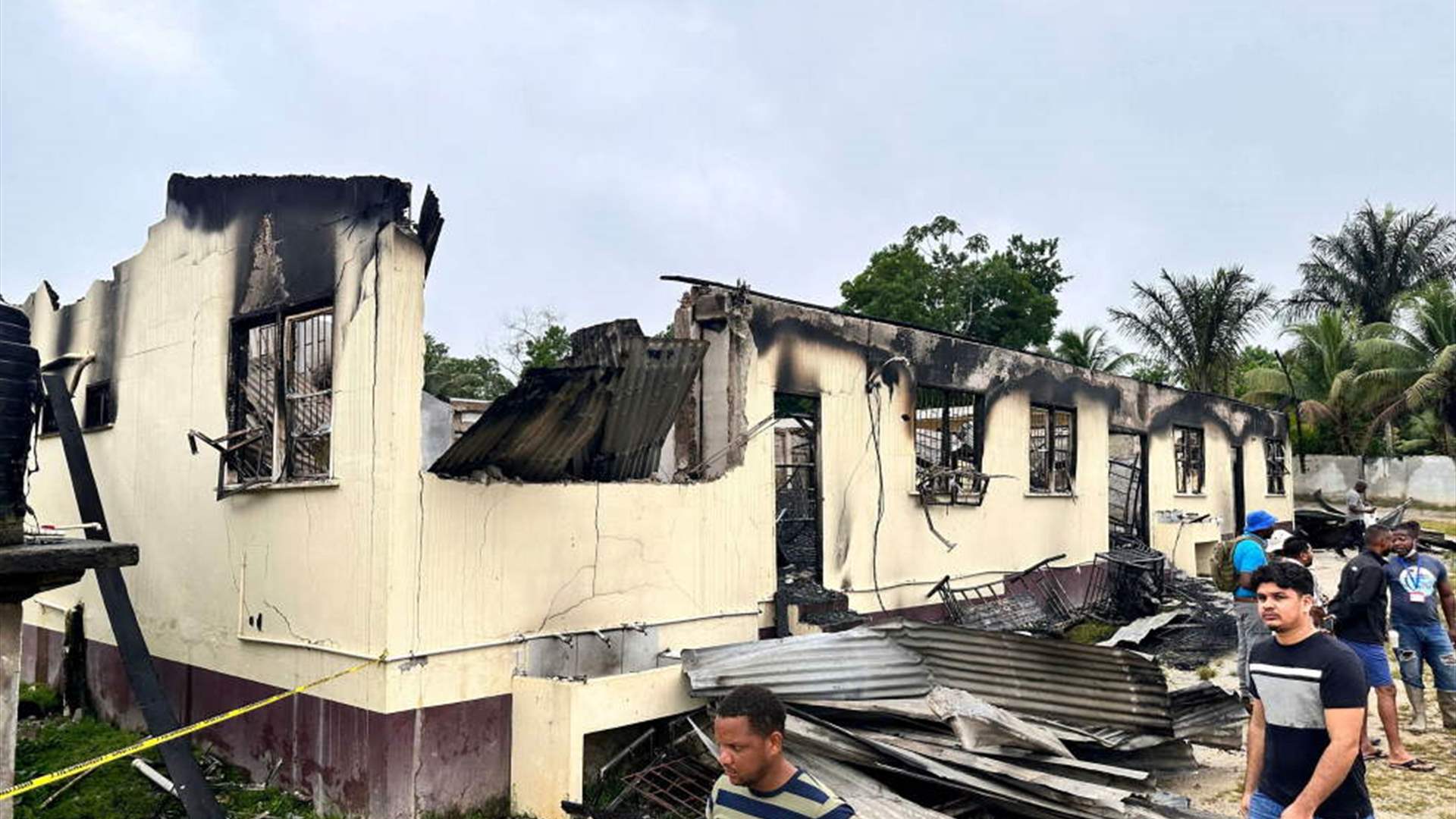 19 قتيلاً على الأقل جراء حريق في مهاجع مدرسة للإناث في غوايانا
