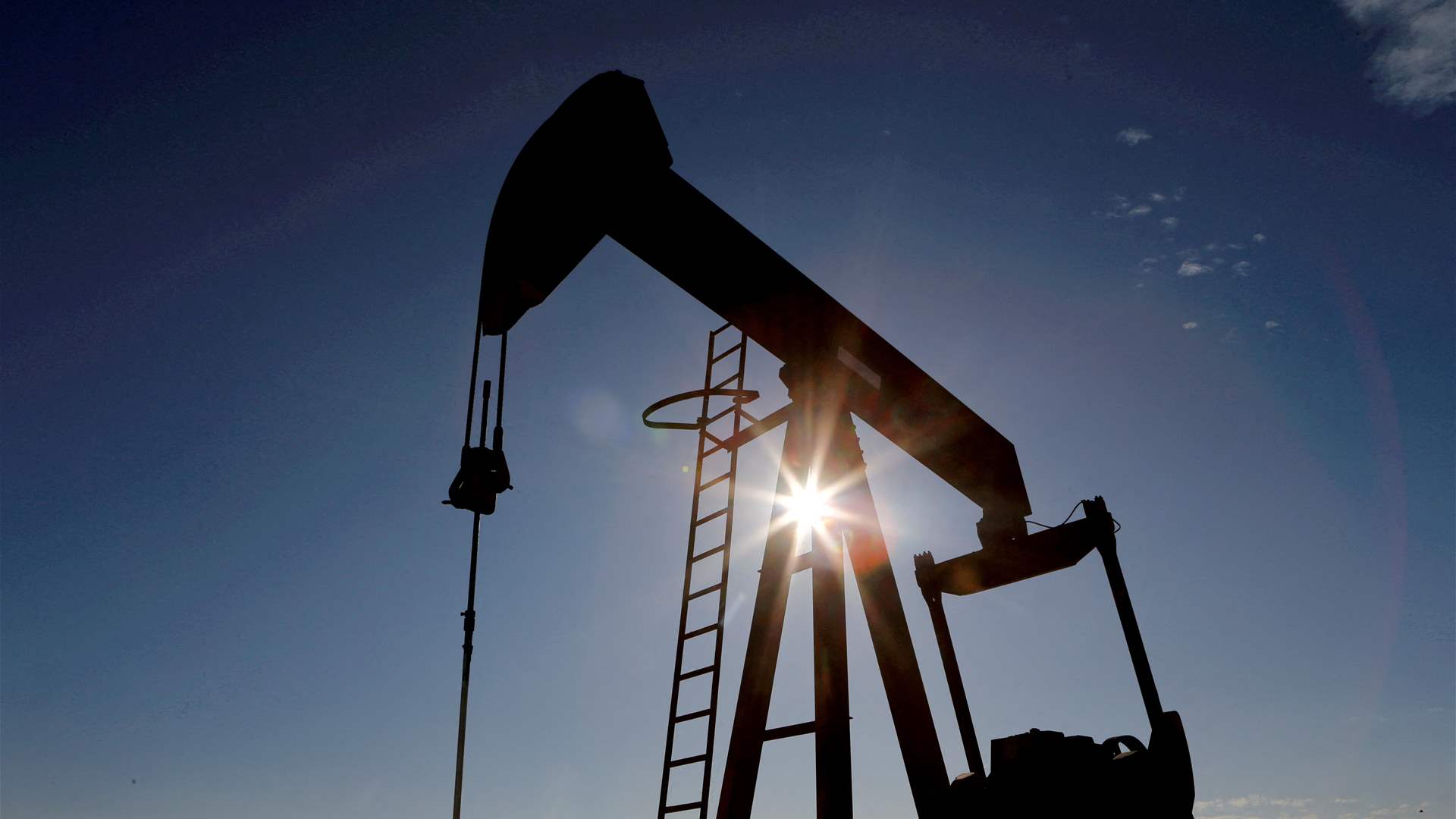 Saudi NEOM Green Hydrogen Co closes deals on $8.4 bln green hydrogen plant
