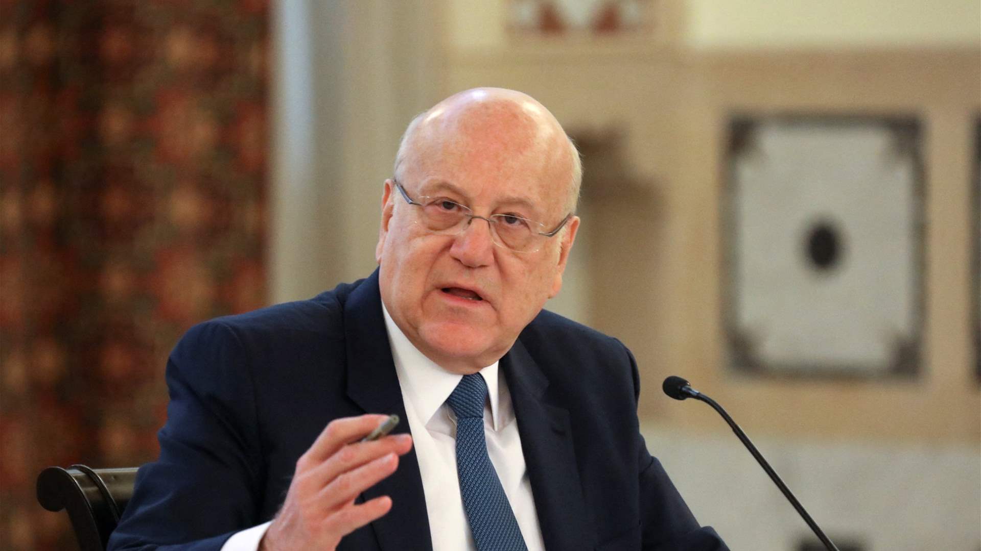 PM Mikati agrees to dollarize cash financial aid allocated to Syrian refugees 