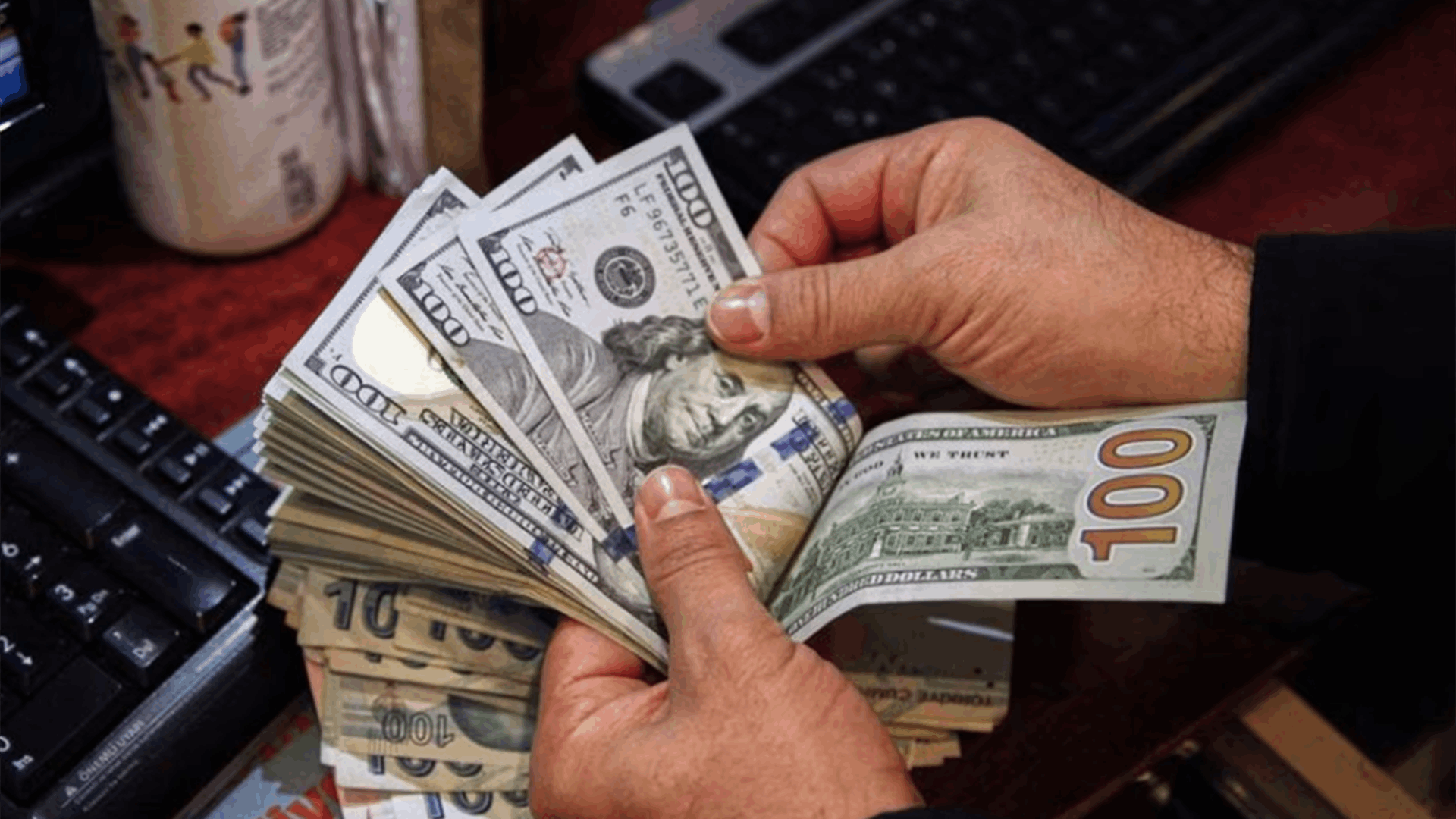 Turkey cenbank&#39;s net forex reserves negative for first time since 2002