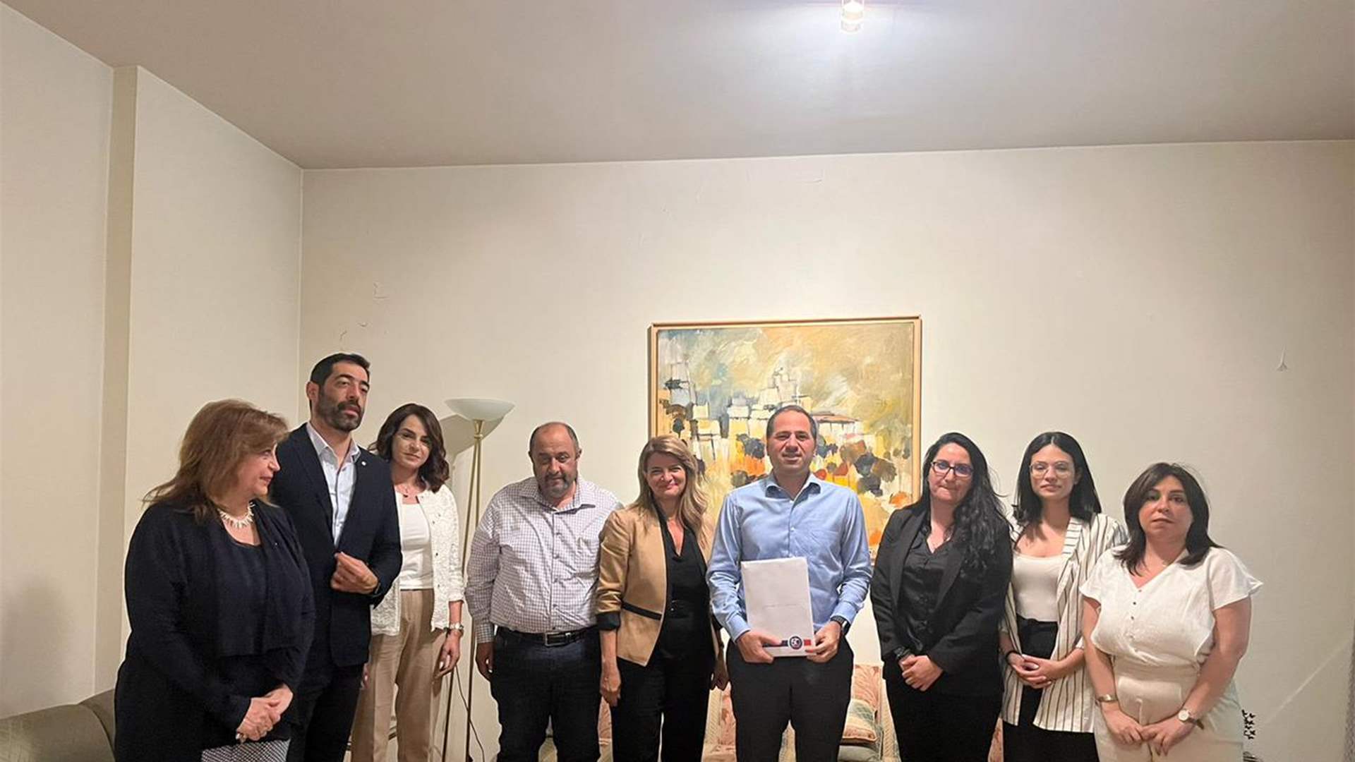 الجميل يلتقي وفدًا من &quot;فيفتي فيفتي&quot; والتحالف الوطني لإقرار الكوتا 