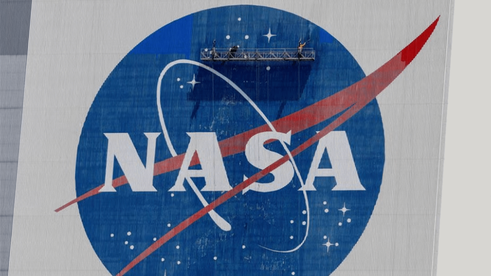 NASA looks to spice up astronaut menu with deep space food production